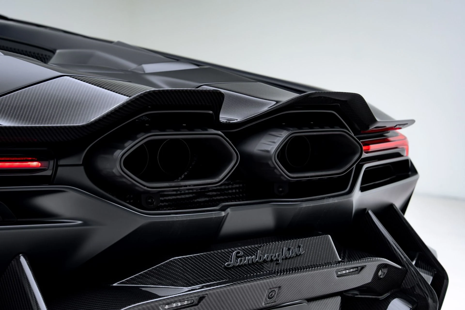 mph049_1148662730_Used_2024_Lamborghini_Revuelto_Mansory_1777411544_8b487b1df6