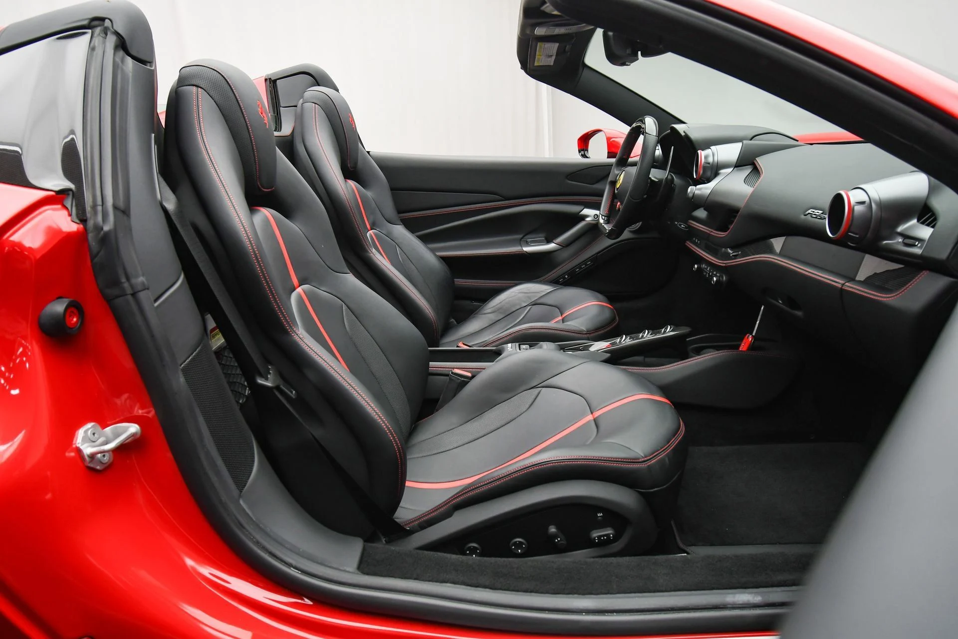 mph049_115999588_187b222de0e94e6dbb628153b52d4f12_a51464ff1f