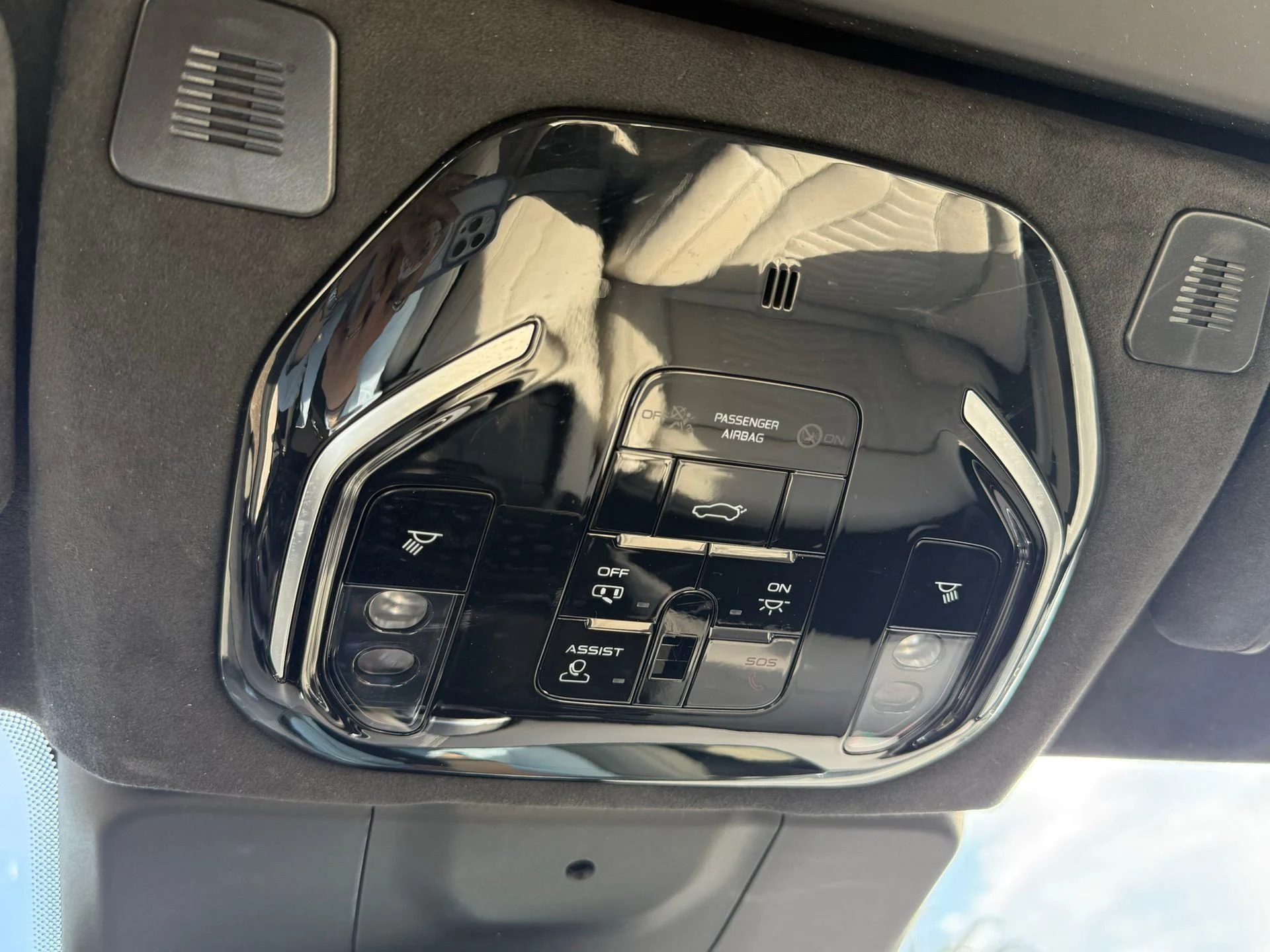 mph049_1179739218_fc70259c60a74a8f9535a2c1875d7a79_780fbd4ba1