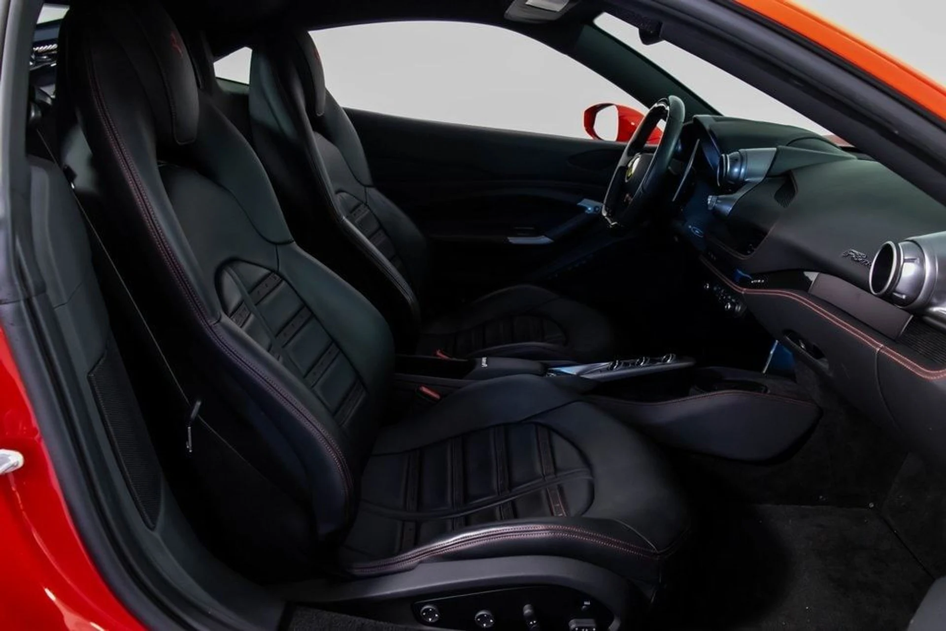 mph049_119631540_c014b6911f8284e4a027a15f086d8ea1x_57cd028b08