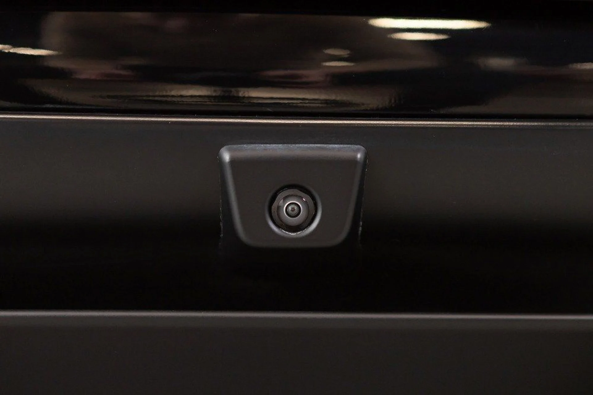 mph049_1211149696_b6b913a0252145b8a4a3e2ab750bef38_840e35ed4b