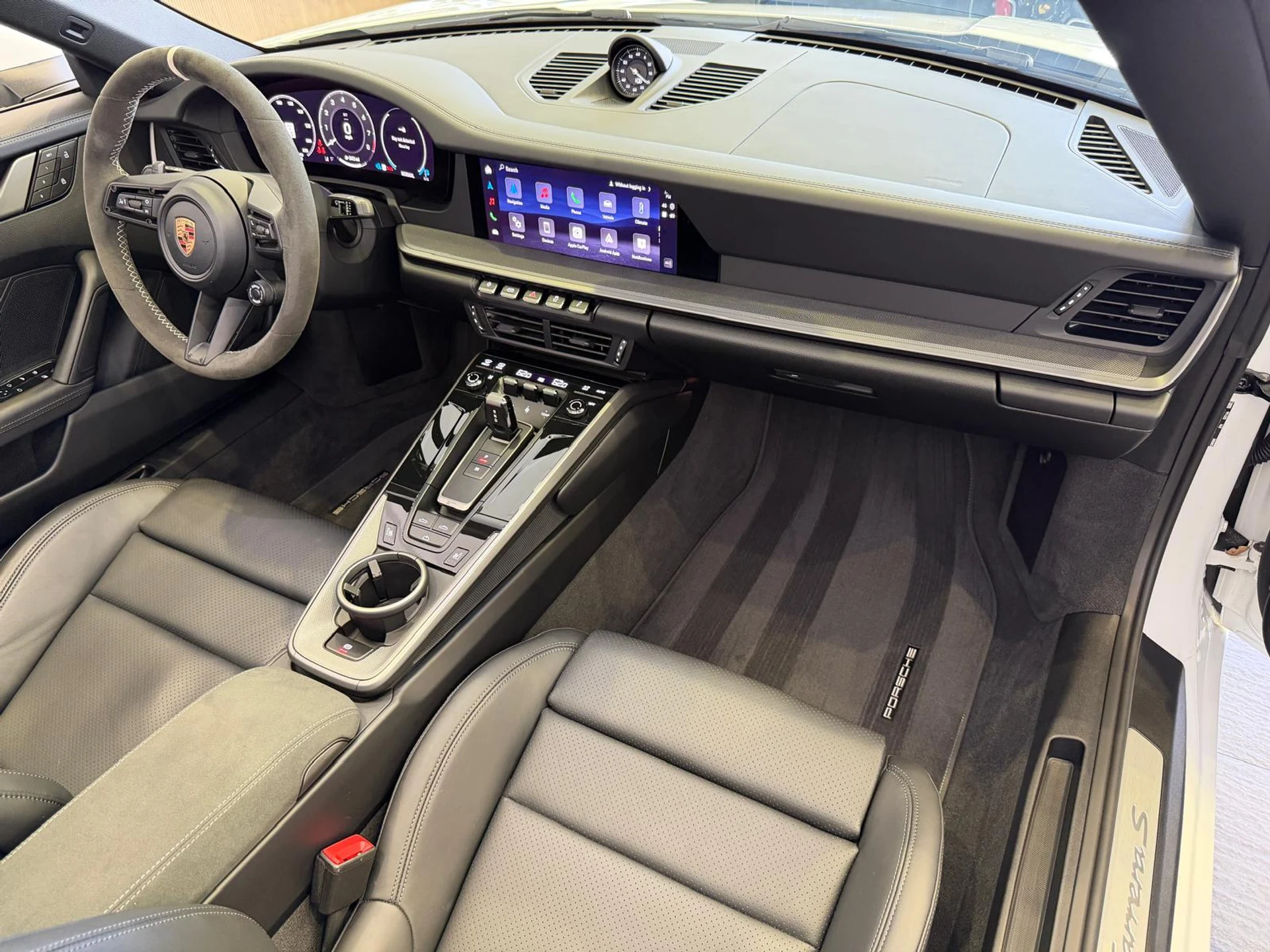 mph049_1211286175_Whats_App_Image_2026_05_22_at_2_09_02_PM_19_150176b243
