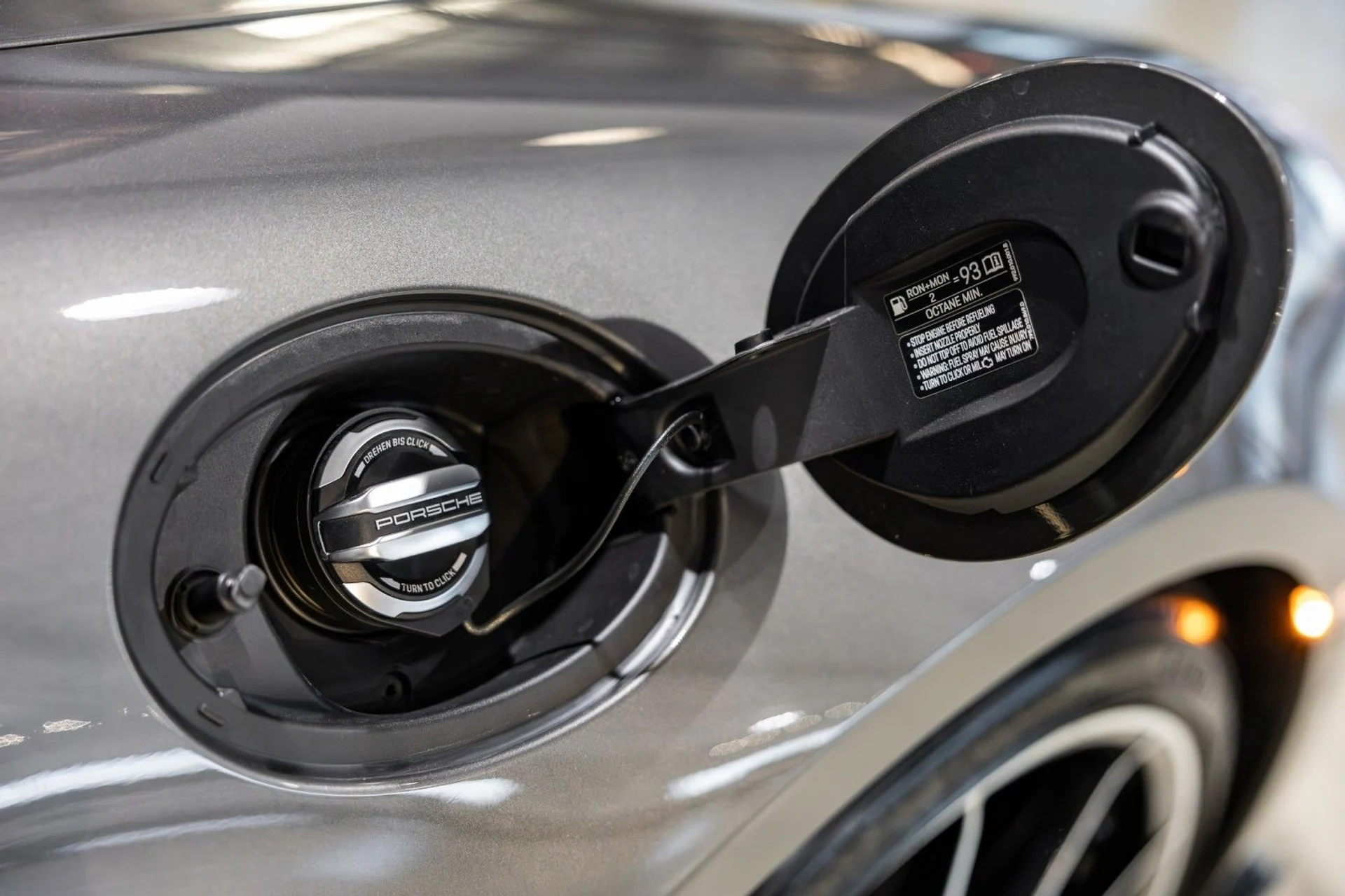 mph049_1226250552_9g_c32360e45b