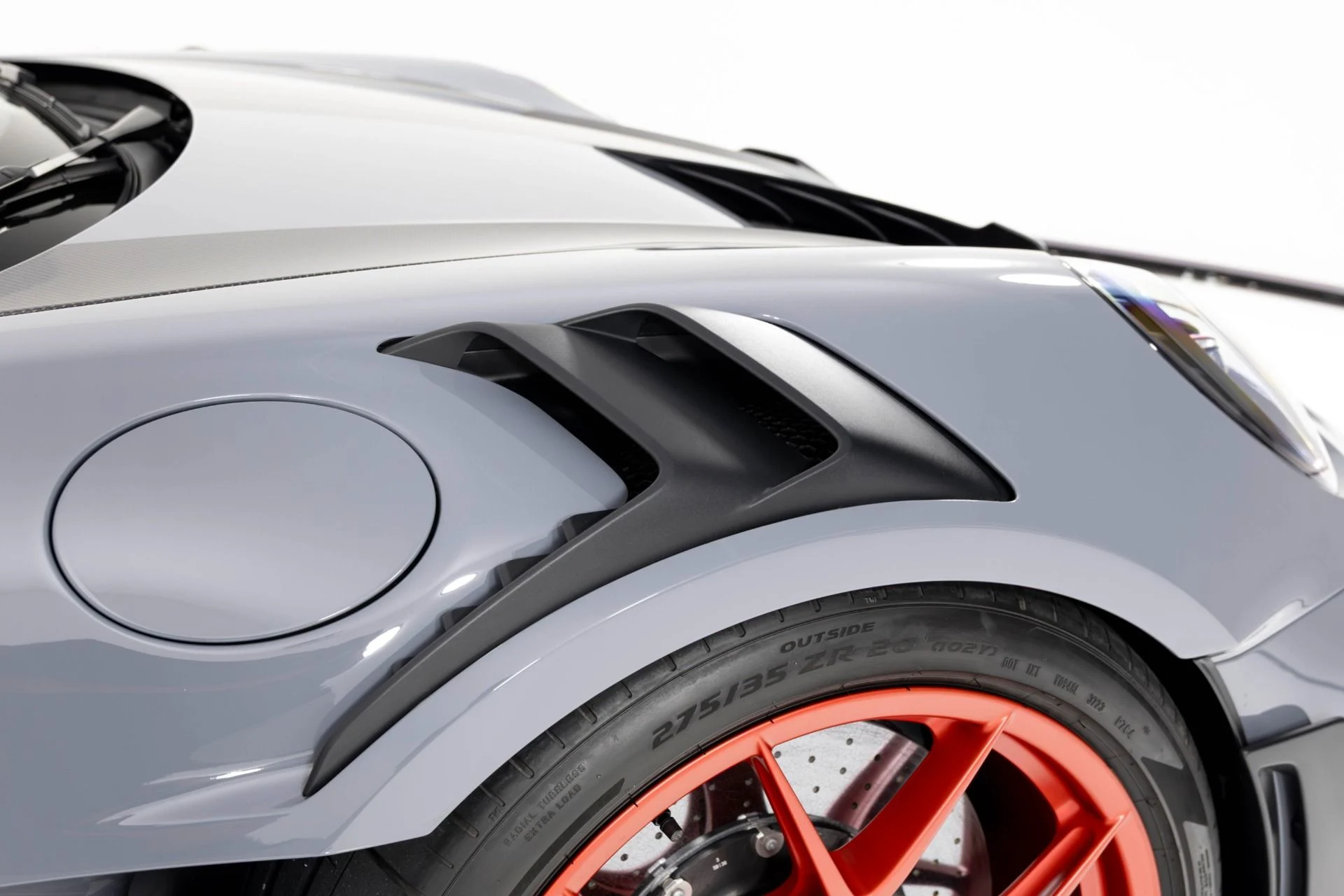 mph049_1260798776_Used_2024_Porsche_911_GT_3_RS_1759531910_feb4afbe08