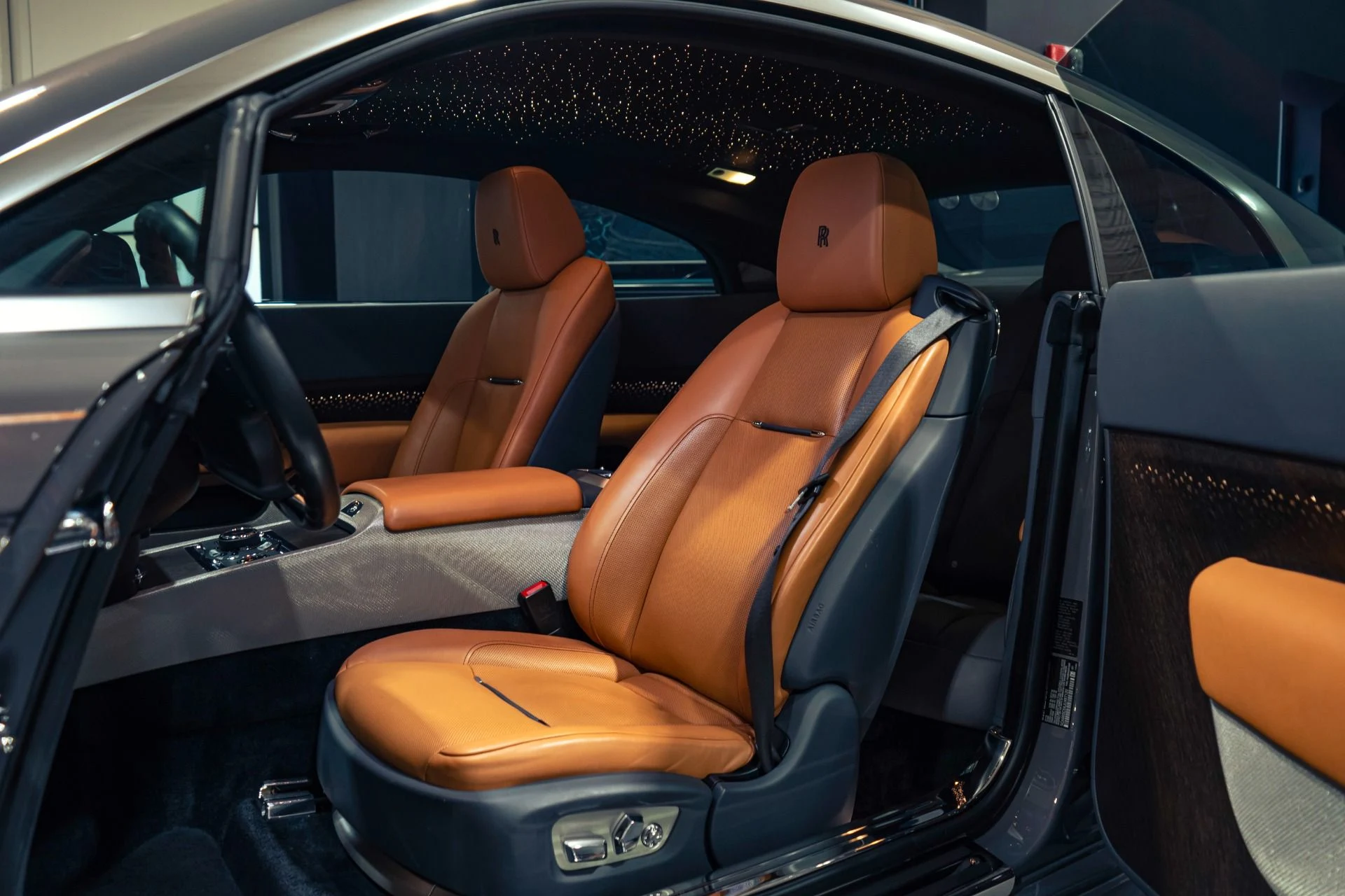 mph049_1261629399_Used_2018_Rolls_Royce_Wraith_RARE_1_of_55_Luminary_Edition_1789486734_10a55de7a5