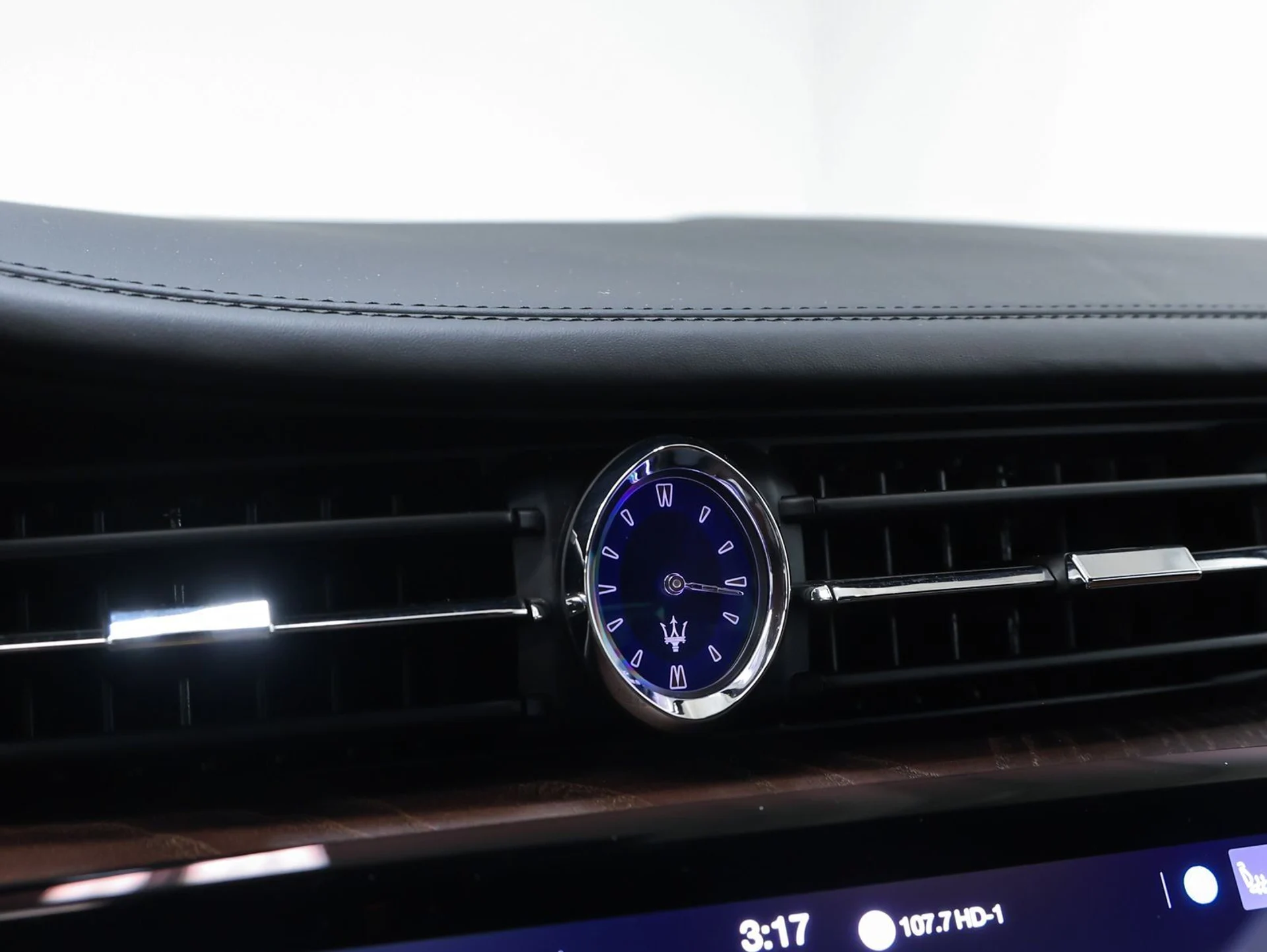 mph049_1269439906_50_daf769e154