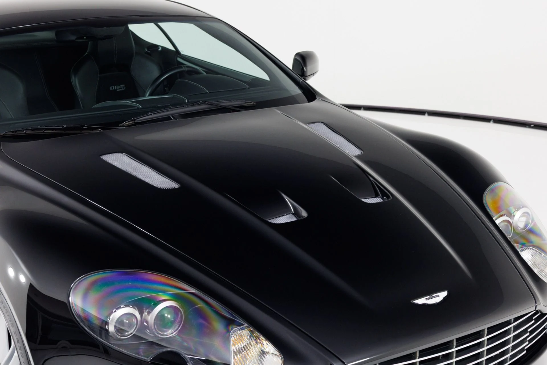 mph049_1273759312_Used_2009_Aston_Martin_DBS_1778627775_2e3b3ab023