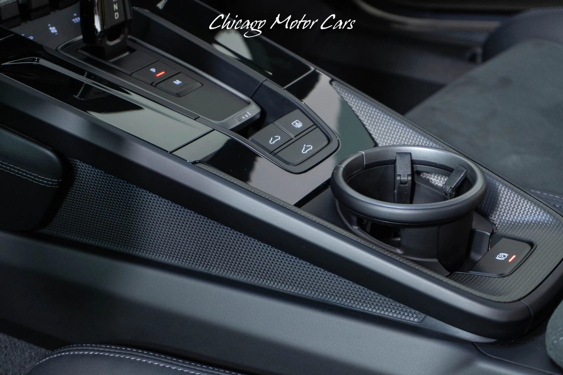 mph049_128871920_13067_p50_l_509cb08a19