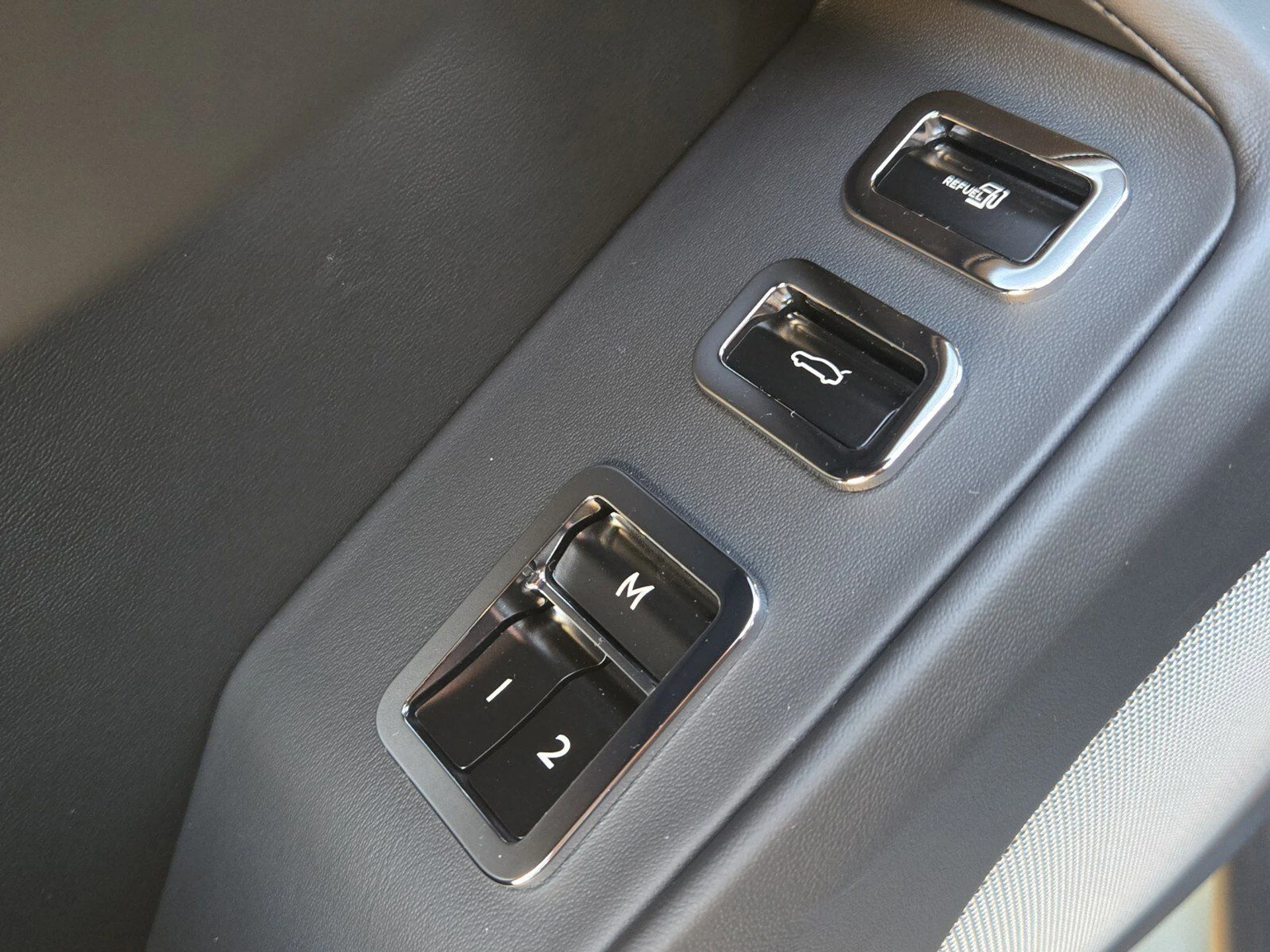 mph049_1294294561_43e14bc70ad6b760ead53c041d87a4c3x_38edfb70a1