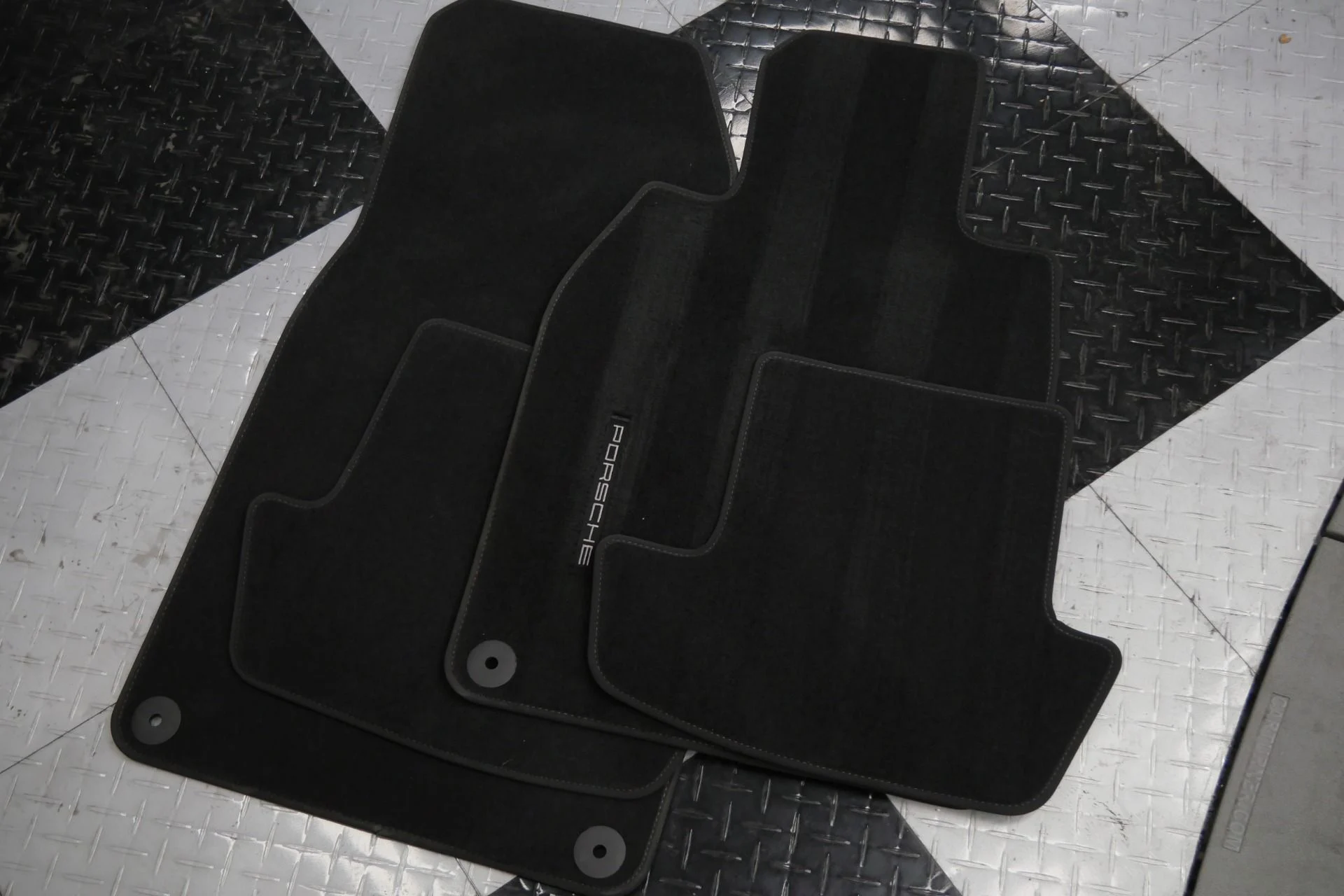 mph049_1296624140_Used_2024_Porsche_911_Turbo_S_Cabriolet_Low_Miles_Sport_Exhaust_Burmester_Audio_Adapt_Cruise_1764358786_dcefa1a63e