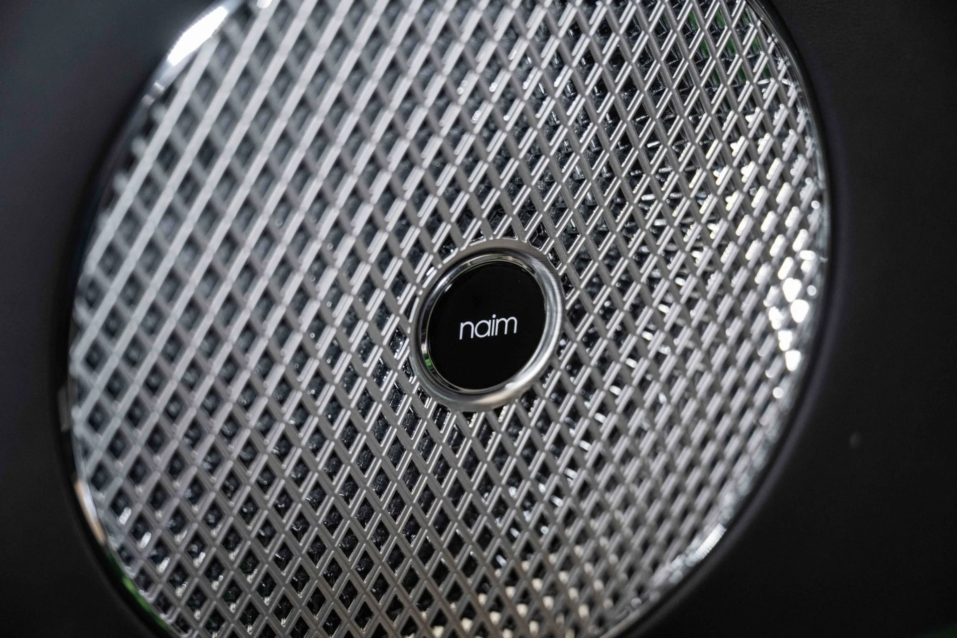 mph049_1299001750_Used_2024_Bentley_Flying_Spur_S_Hybrid_1749914202_4a1085698f