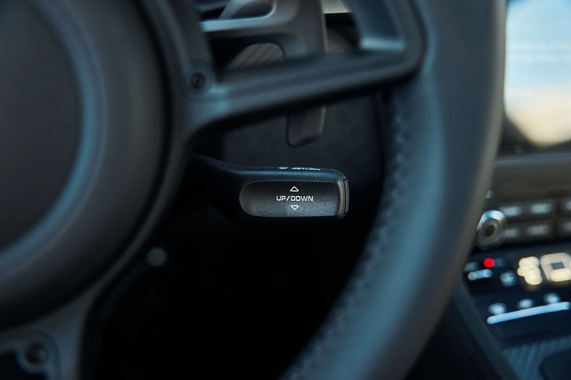 mph049_1301819601_Used_2025_Porsche_718_Cayman_GT_4_RS_1766025551_a90d8e4b62