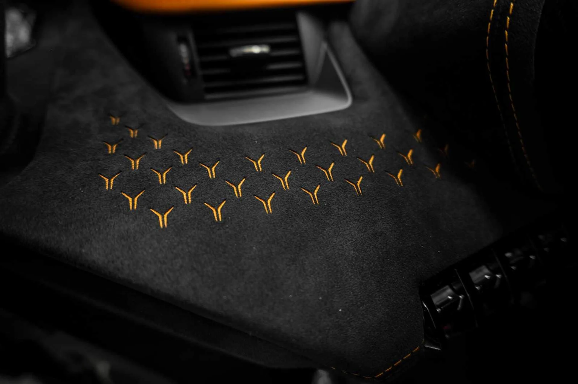 mph049_1303317401_fee6bfae5de48c7414e9bfd9f2dfdde9x_b2648cf84c