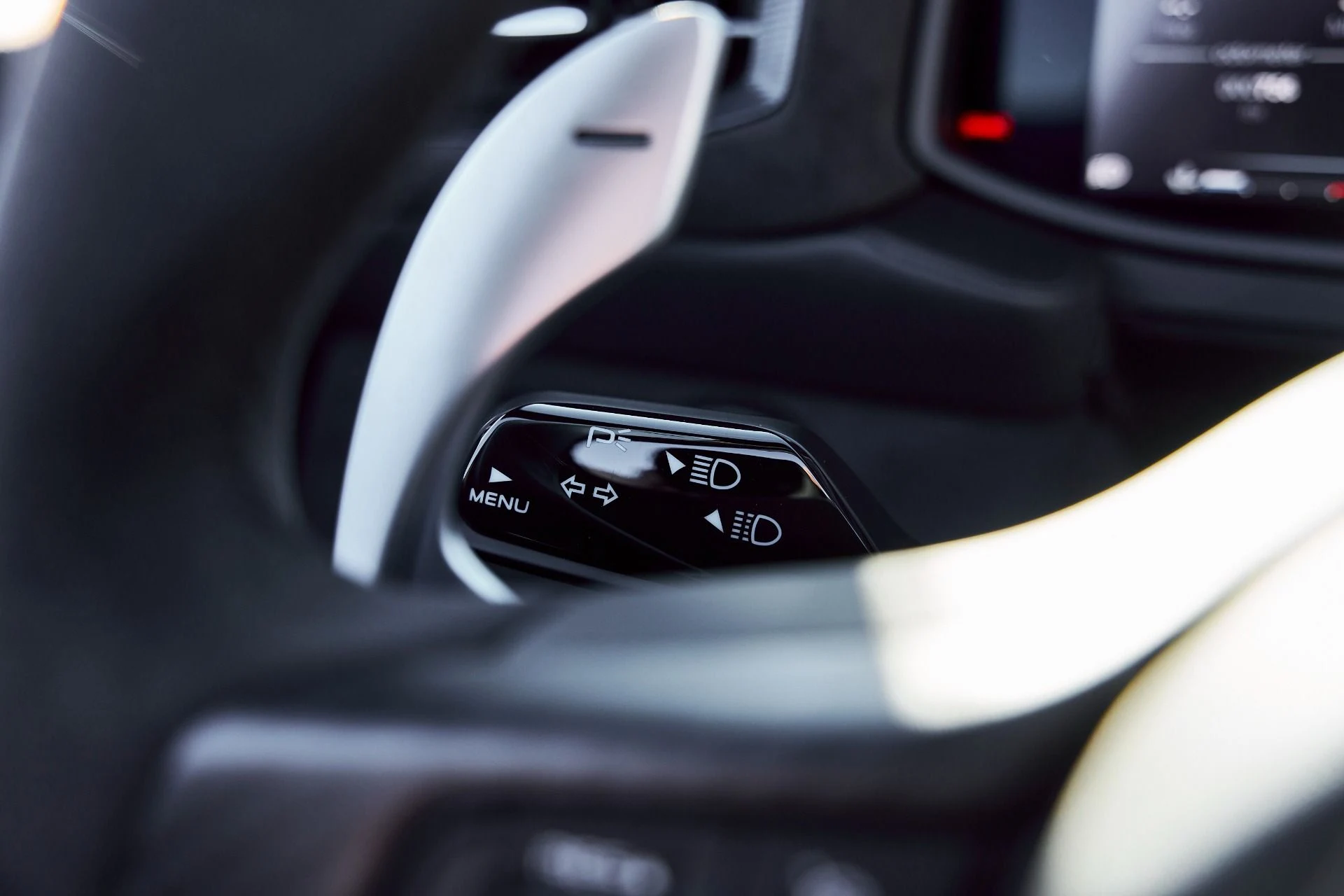 mph049_1306006295_Used_2024_Maserati_MC_20_1771382134_e9bc7cb05d