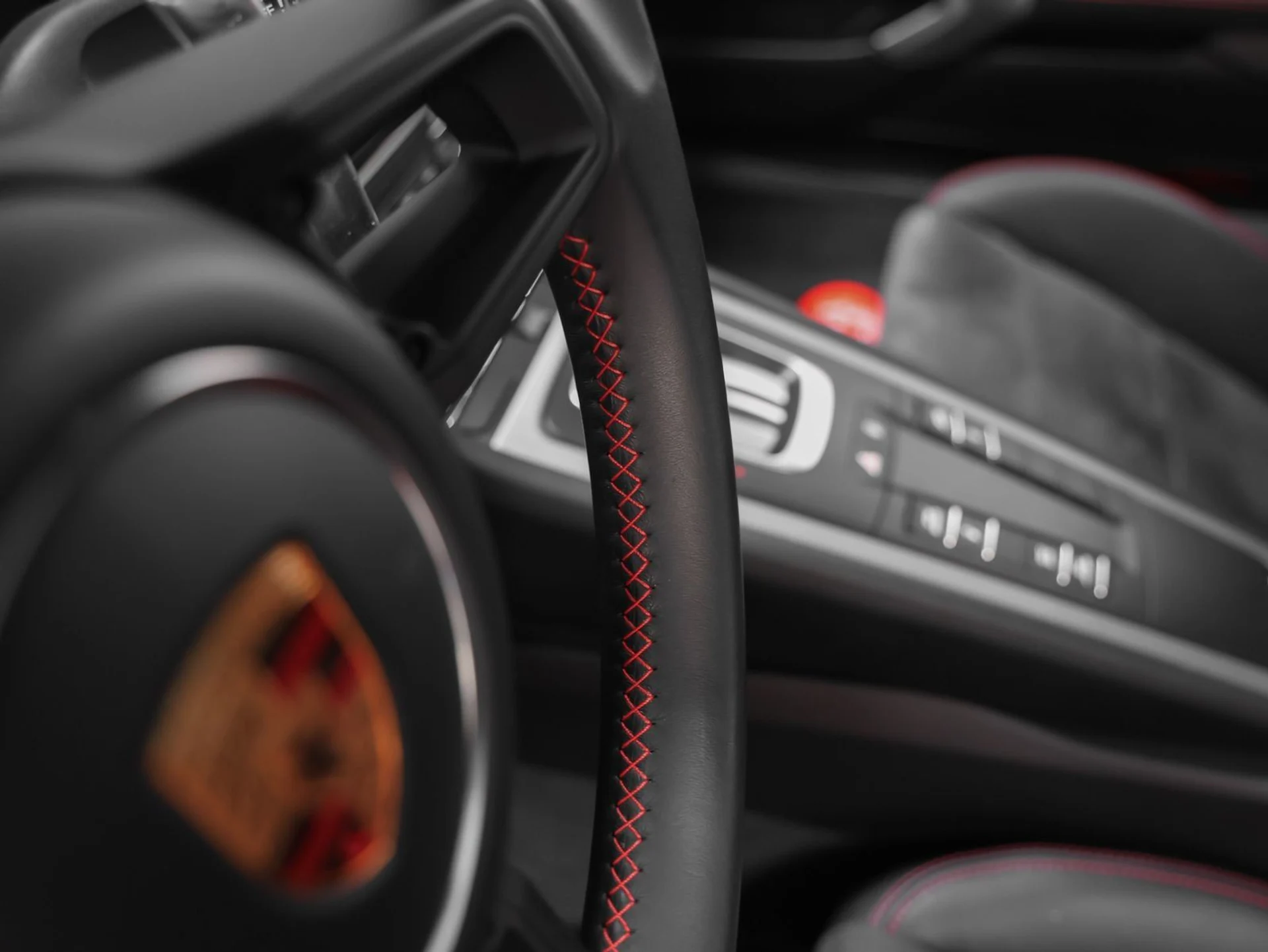 mph049_1307988262_50_0a52574155