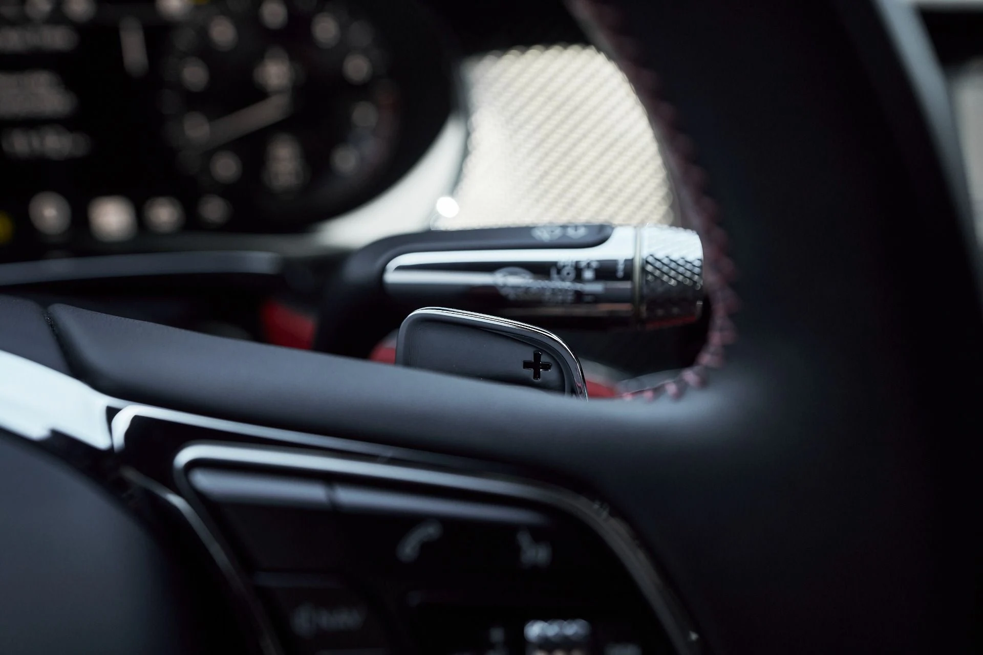 mph049_1318963099_Used_2023_Bentley_Continental_GT_V8_S_1763084182_bedbcfdb8d