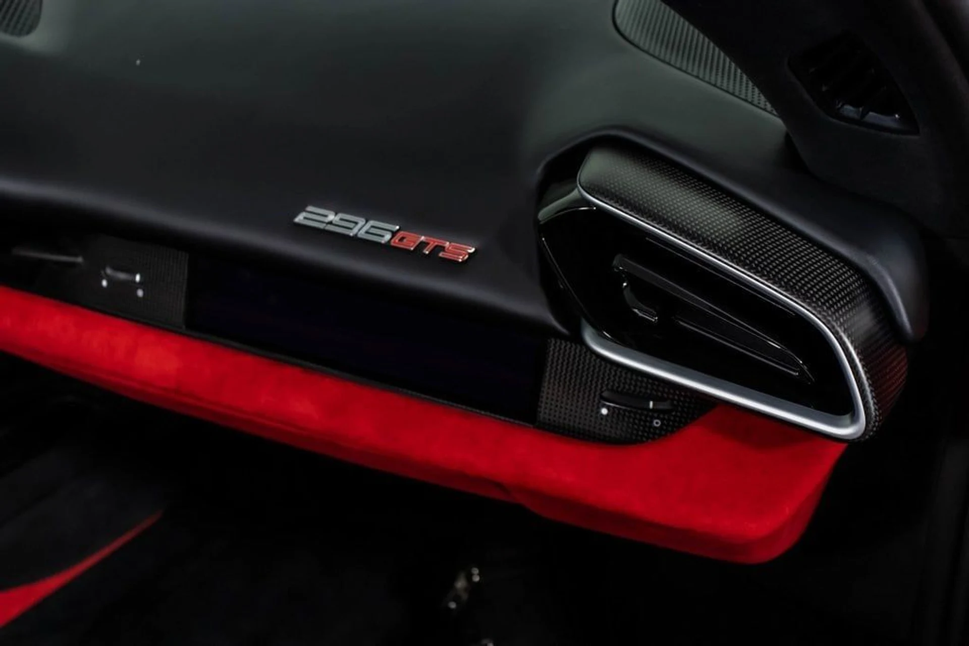 mph049_1335700691_9abf94a1e5b3a8ee1edebaa32455b11cx_a5d2ebe6ca