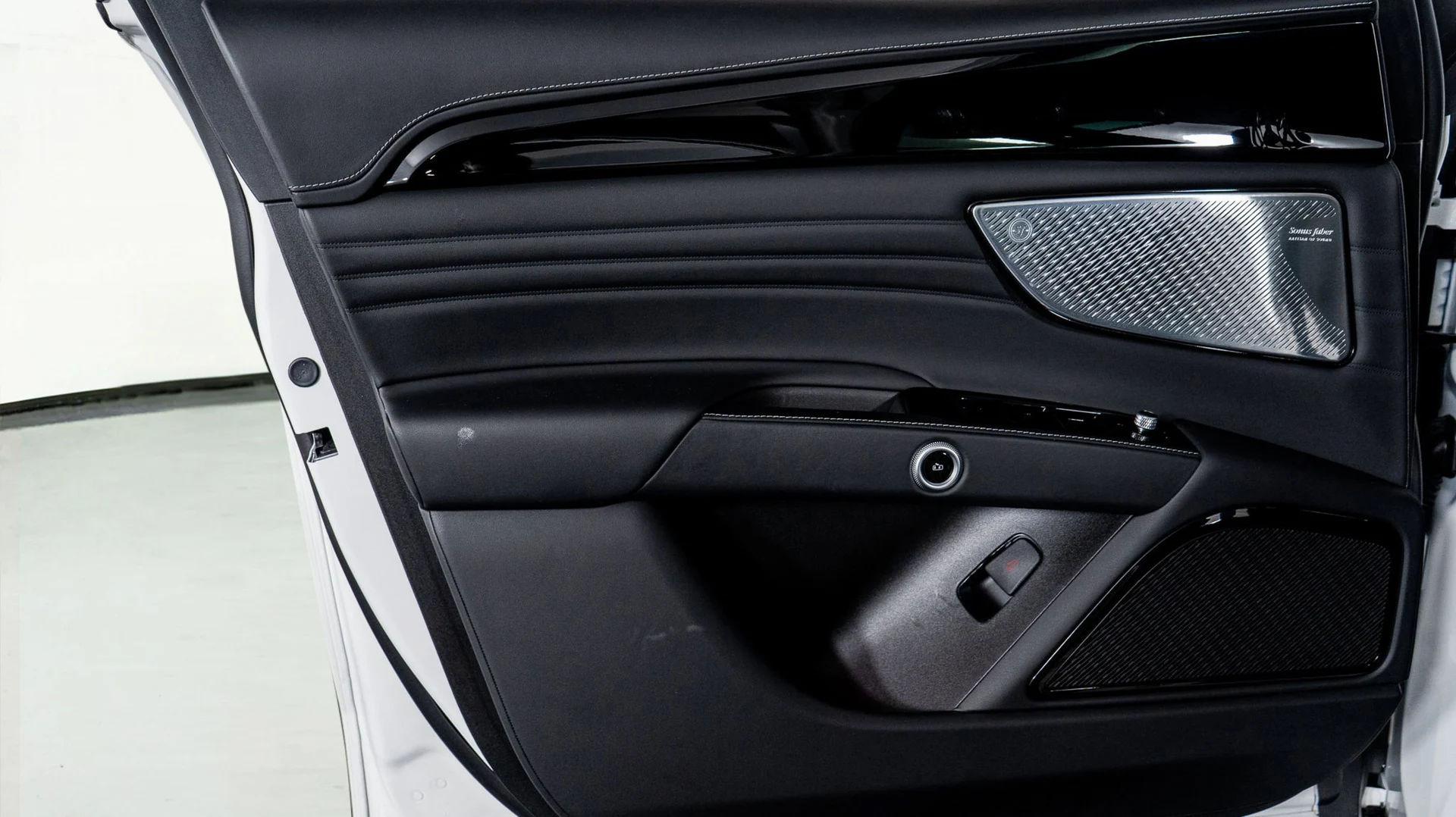 mph049_1342443596_content_homenetiol_com_2001243_2130496_0x0_e74f1378fd7b4714a3768ffdc44d494e_ea84224040