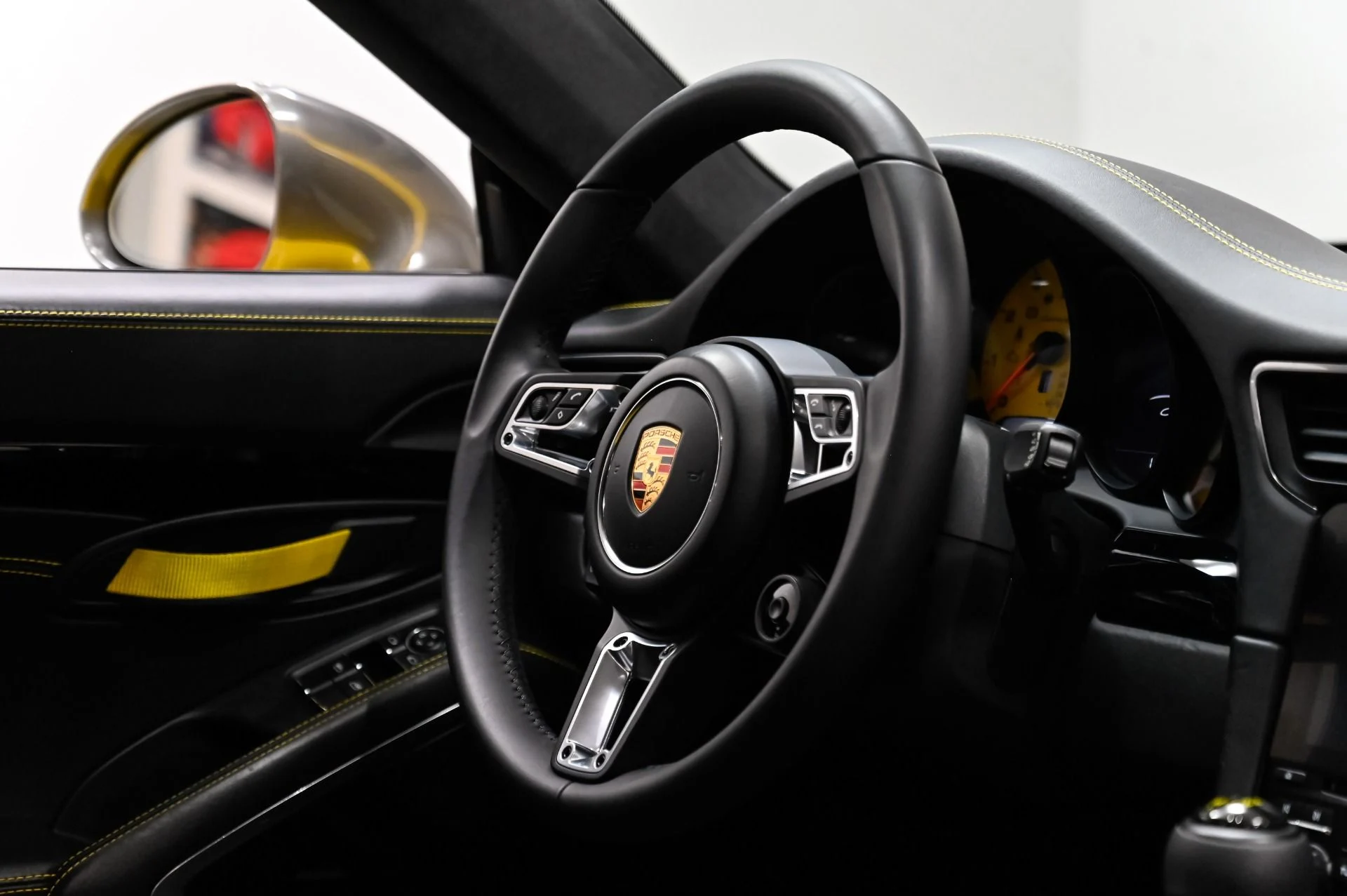 mph049_1355883339_Used_2018_Porsche_911_Carrera_T_1790277713_306bc7e642