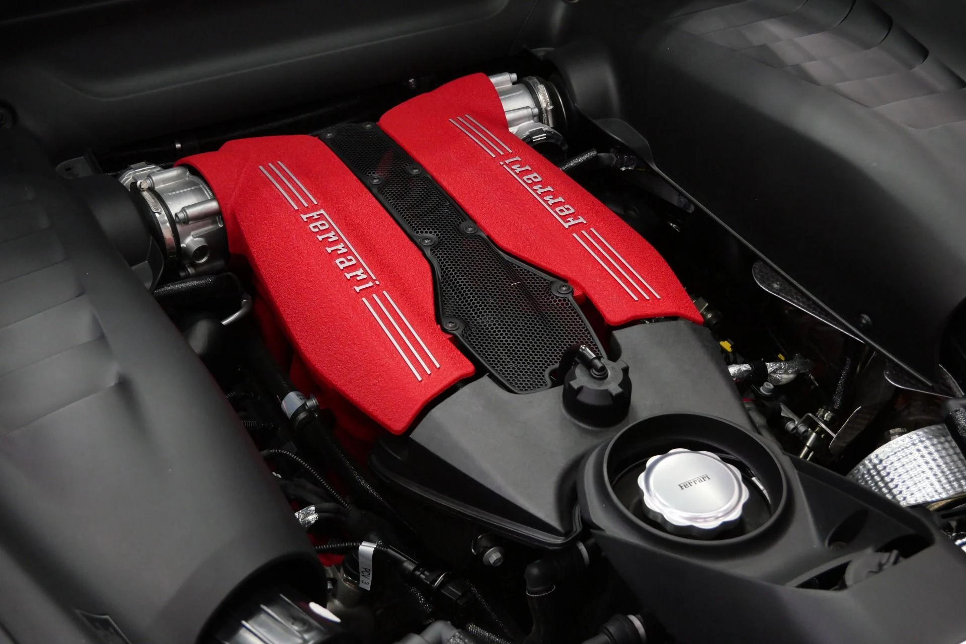 mph049_1381802932_Used_2018_Ferrari_488_GTB_1755879022_238534c6af