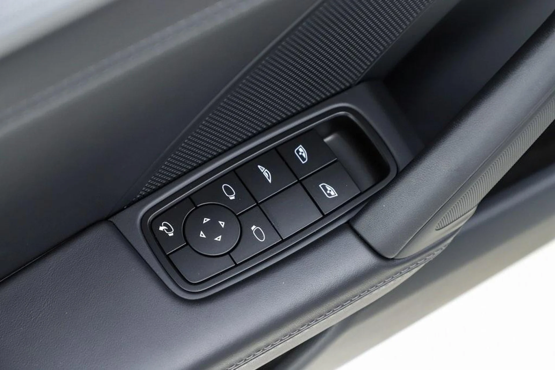 mph049_1429044679_G0th_Si_ezp_ZX_Xy4_Vu_Hpp_U_Mb4ss4_67223aed87