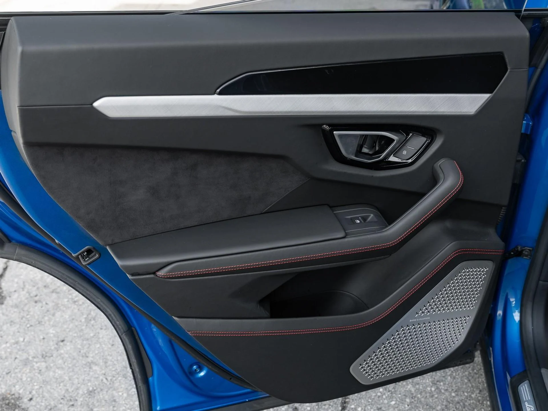 mph049_1433441372_Used_2020_Lamborghini_Urus_1753203963_fe107f06b7