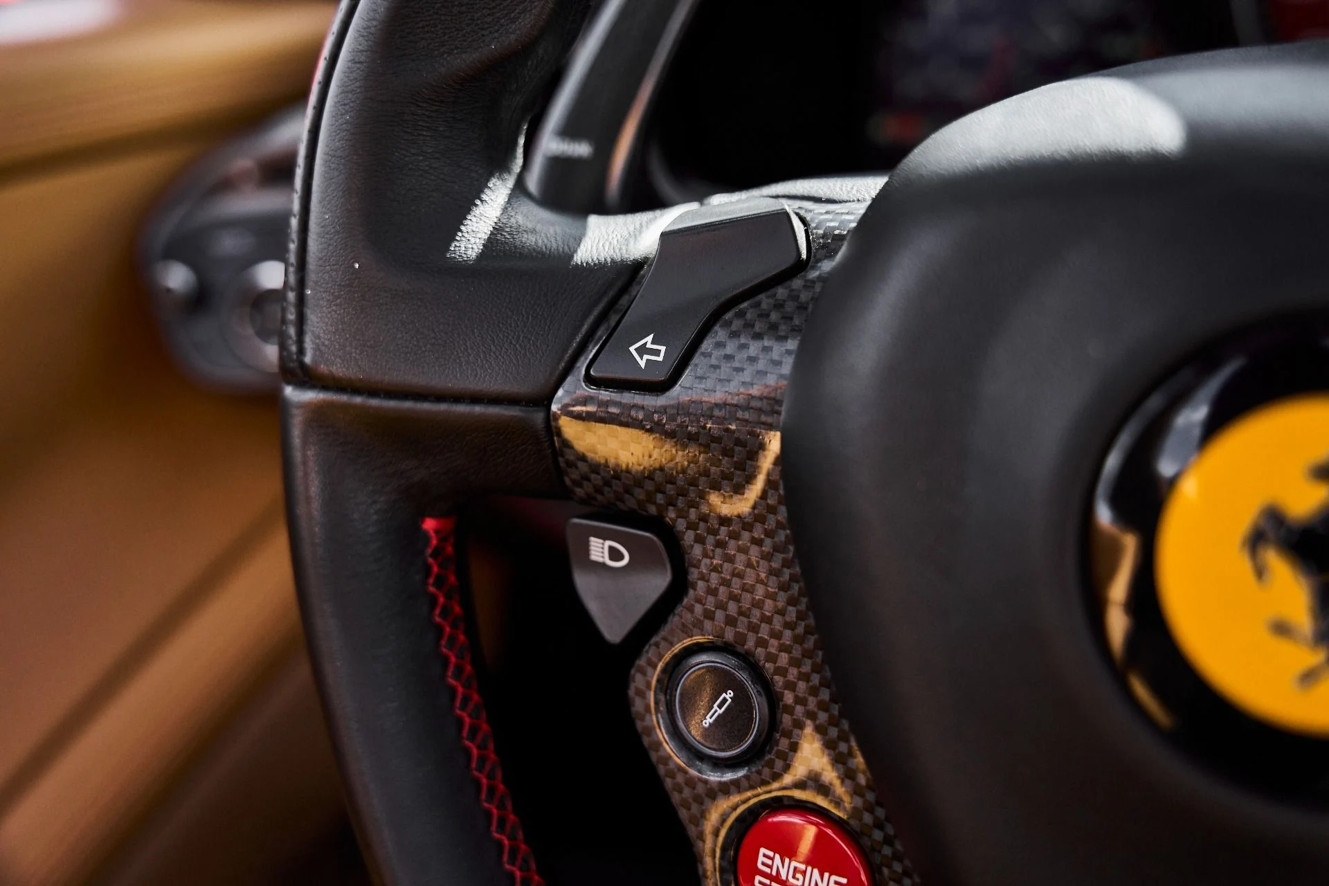 mph049_1455130822_Used_2012_Ferrari_458_Spider_Base_1781373861_dc4c7772f7