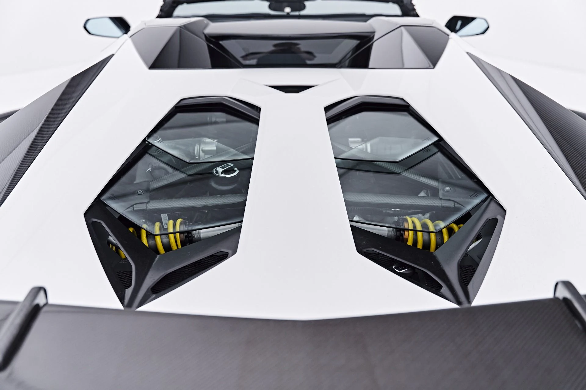 mph049_1468613894_Used_2016_Lamborghini_Aventador_LP_750_4_Super_Veloce_1785199461_4b5773dcde