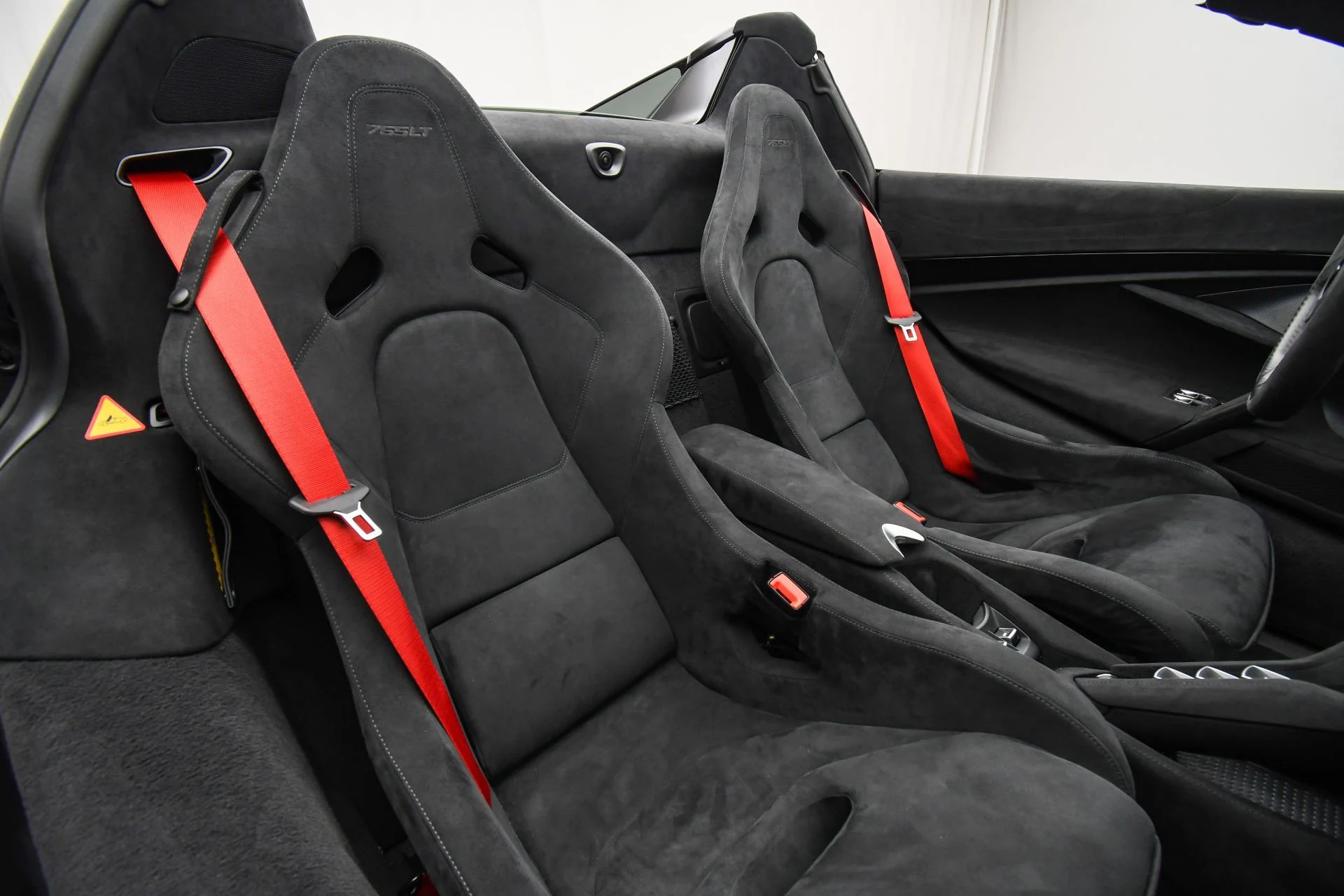 mph049_1473876242_Used_2022_Mc_Laren_765_LT_1755763832_71bb8f583d