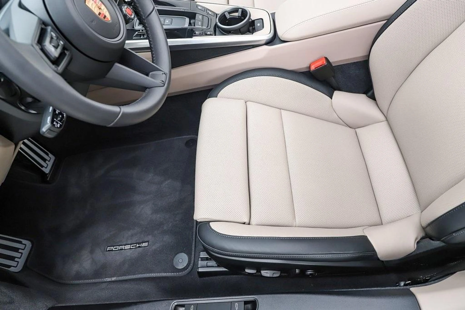 mph049_147697575_JC_Fphscy_PGYR_B_vgl_M_Qxi83_B3w_b1a9382f96