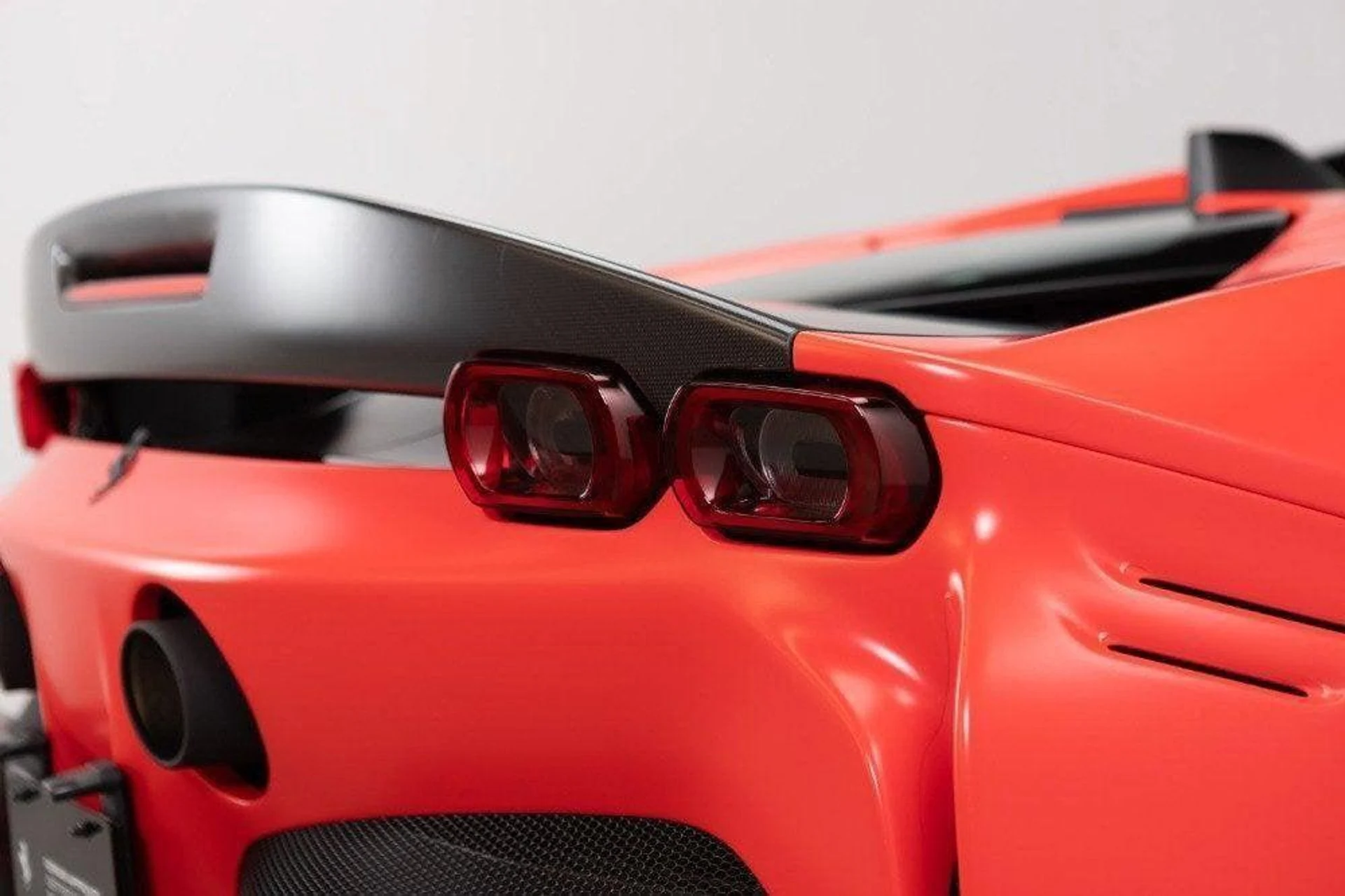 mph049_1478625530_Used_2022_Ferrari_SF_90_Spider_1777367625_fe7f69c1f8