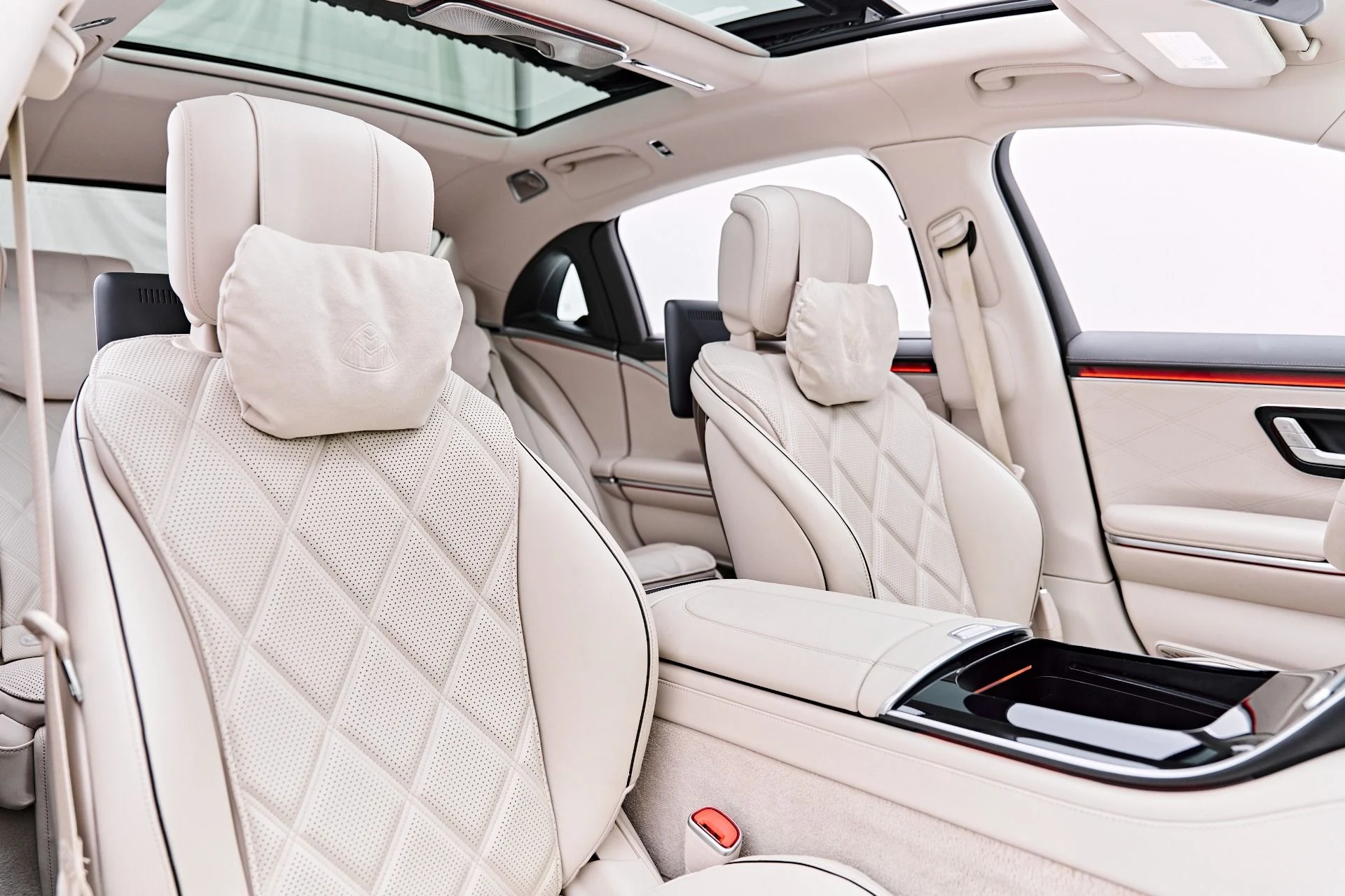 mph049_148824087_Used_2024_Mercedes_Benz_S_Class_Maybach_S_680_1790208615_a840325f67
