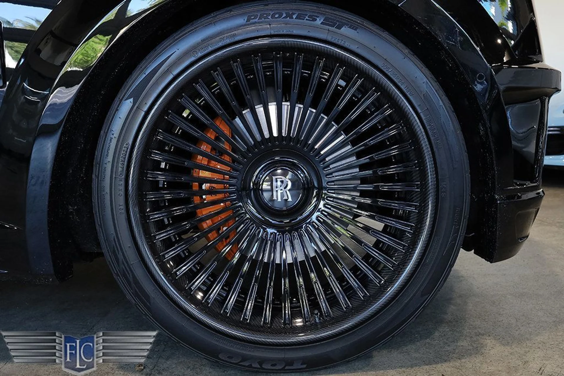 mph049_1500730730_used_2023_rolls_royce_cullinan_blackbadgesportutility_9689_23001935_50_1024_5b55563dc2