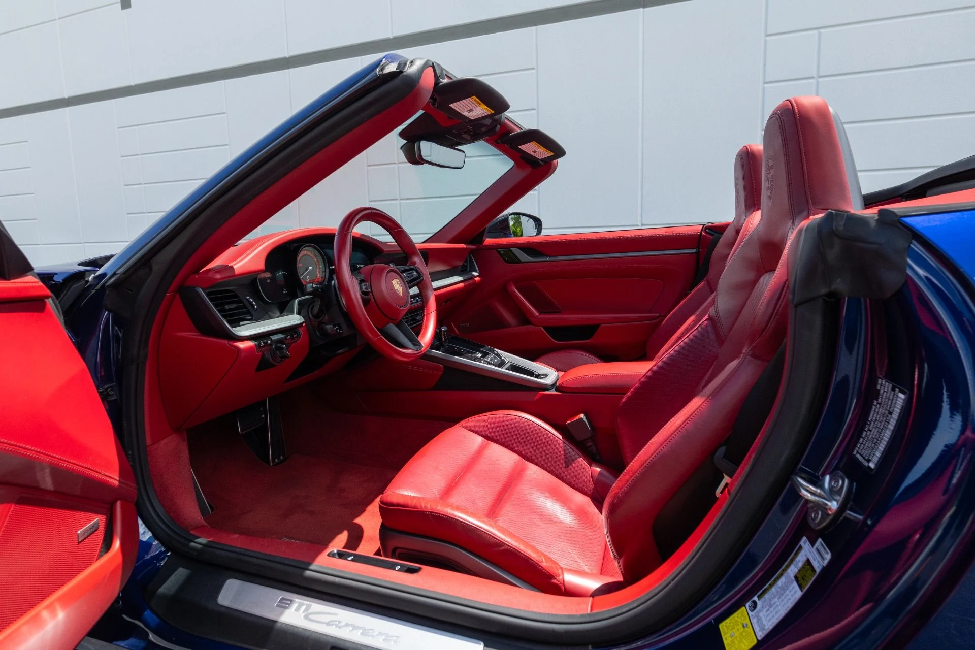 mph049_1527825934_Used_2021_Porsche_911_Carrera_1775497077_a9d77fb8cf