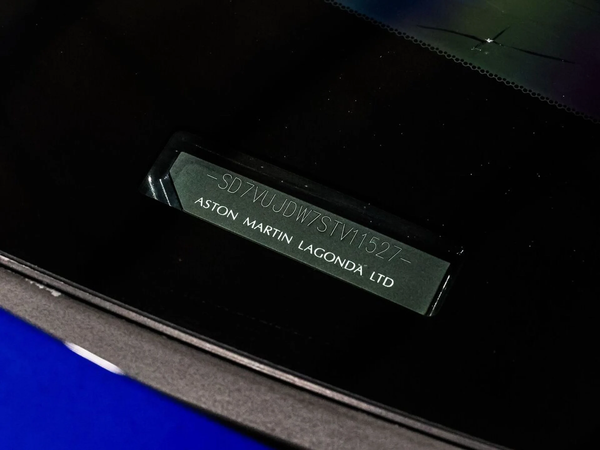 mph049_1530194609_tv8emfc4sg54awm6yz0c125afa13_2a9145f33b