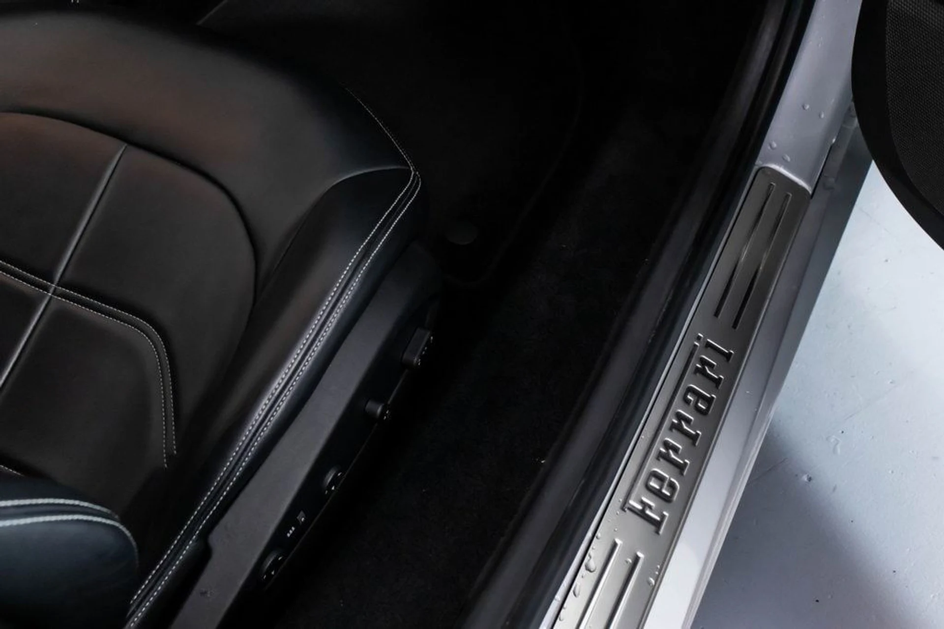 mph049_1546057563_1d5df31bbe7d3e196a5e35e571f77225x_6e0b69772e