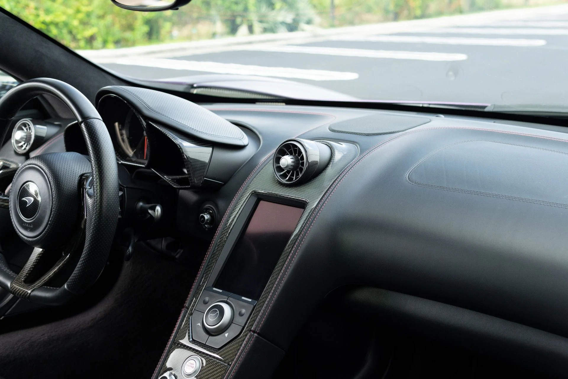 mph049_1580477104_Used_2013_Mc_Laren_MP_4_12_C_Spider_1769458558_fbfa2acfd8