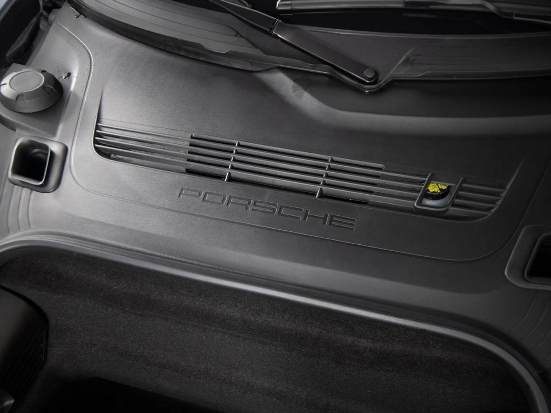 mph049_1586157067_hn_R0_Fis_Goh_PZQYB_Ui_L_Em_Xz_LNB_3_M_e1a9ec7196