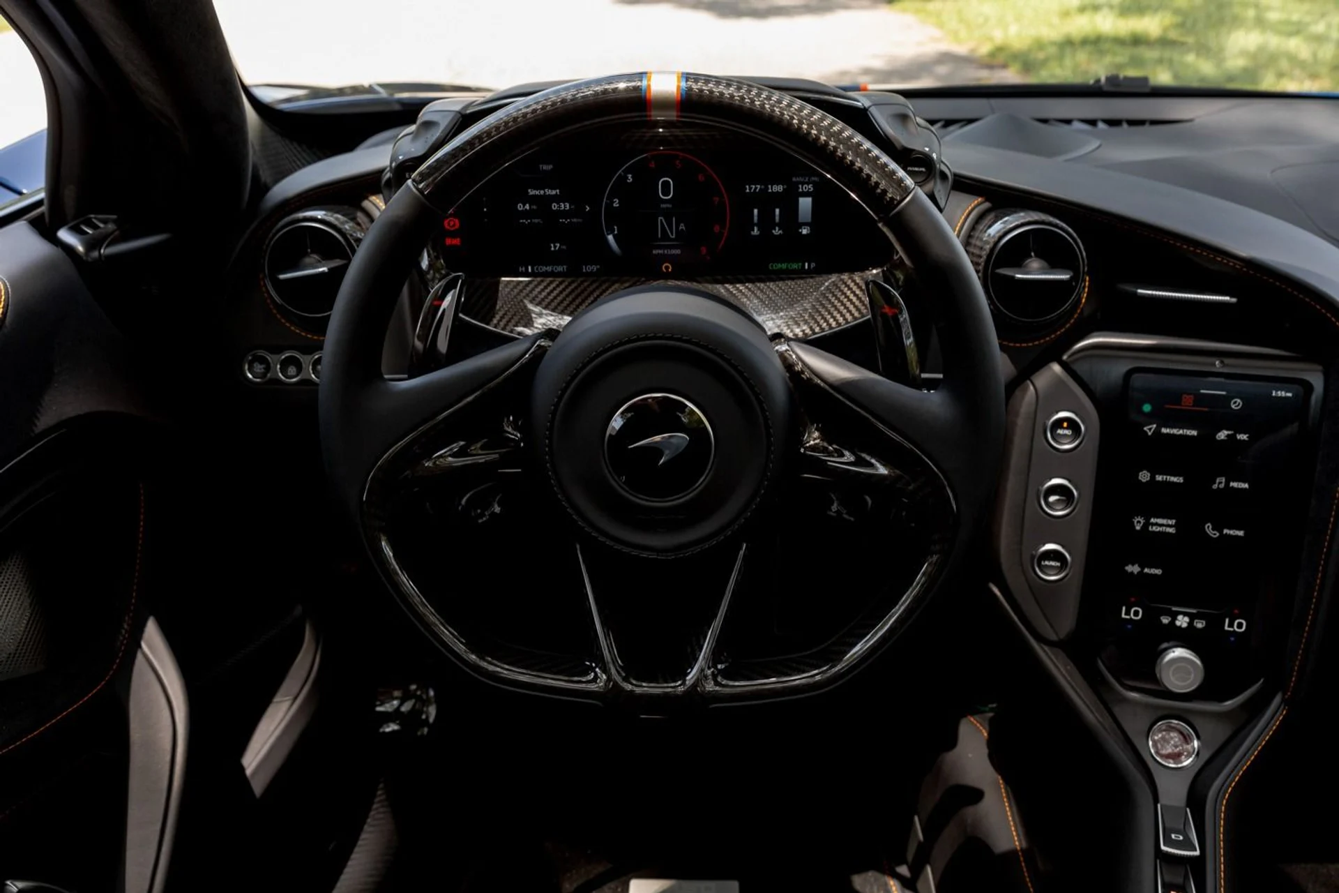 mph049_1634832971_430_p50_l_42a6a80801