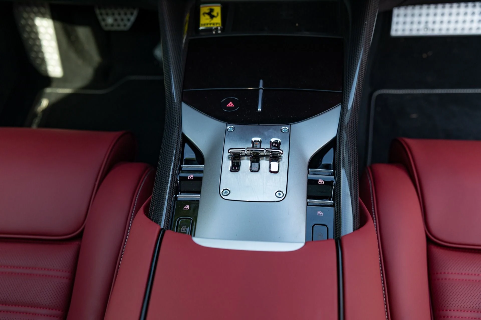 mph049_1650515760_Used_2026_Ferrari_Purosangue_1785182025_777c6bc801