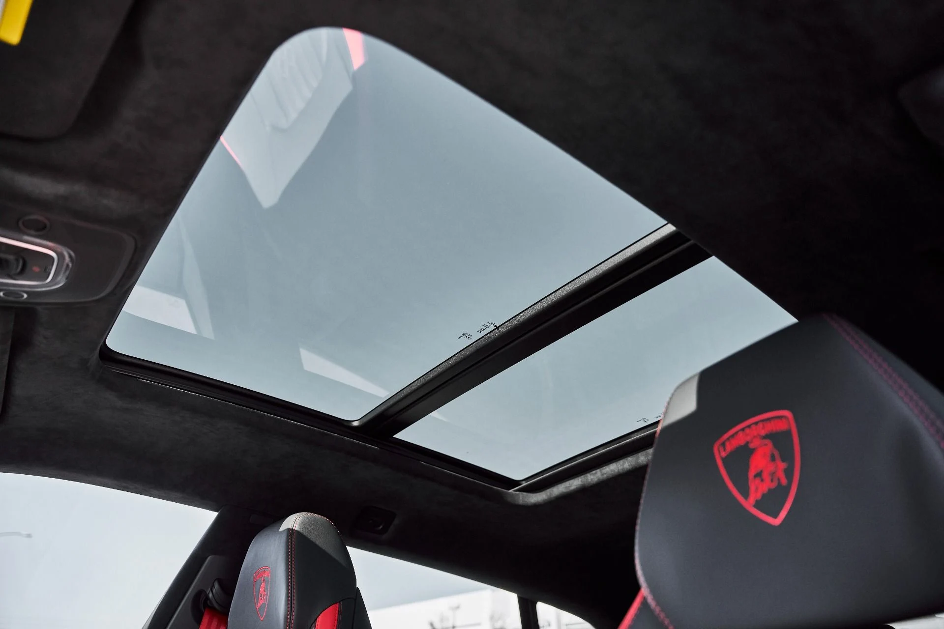 mph049_1653799665_Used_2024_Lamborghini_Urus_S_1779209081_a5a6eab817