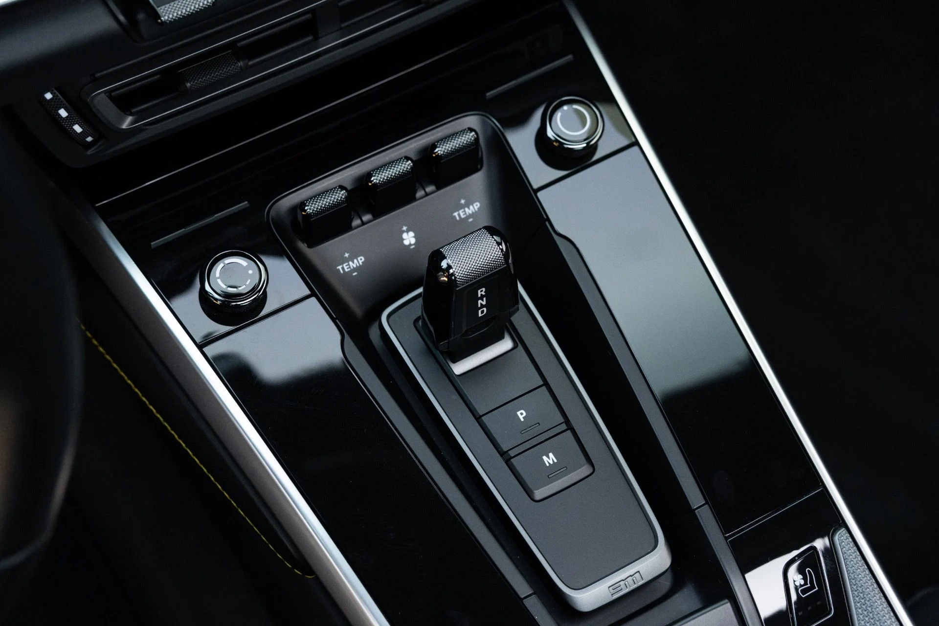 mph049_1674766924_Used_2023_Porsche_911_Turbo_1772073692_150e489580