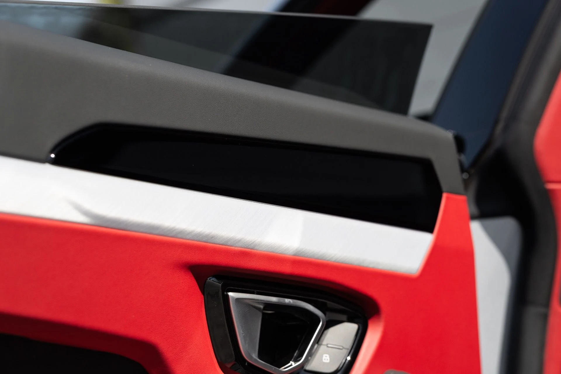 mph049_1678685224_Used_2022_Lamborghini_Urus_1770690392_b00e3eed20