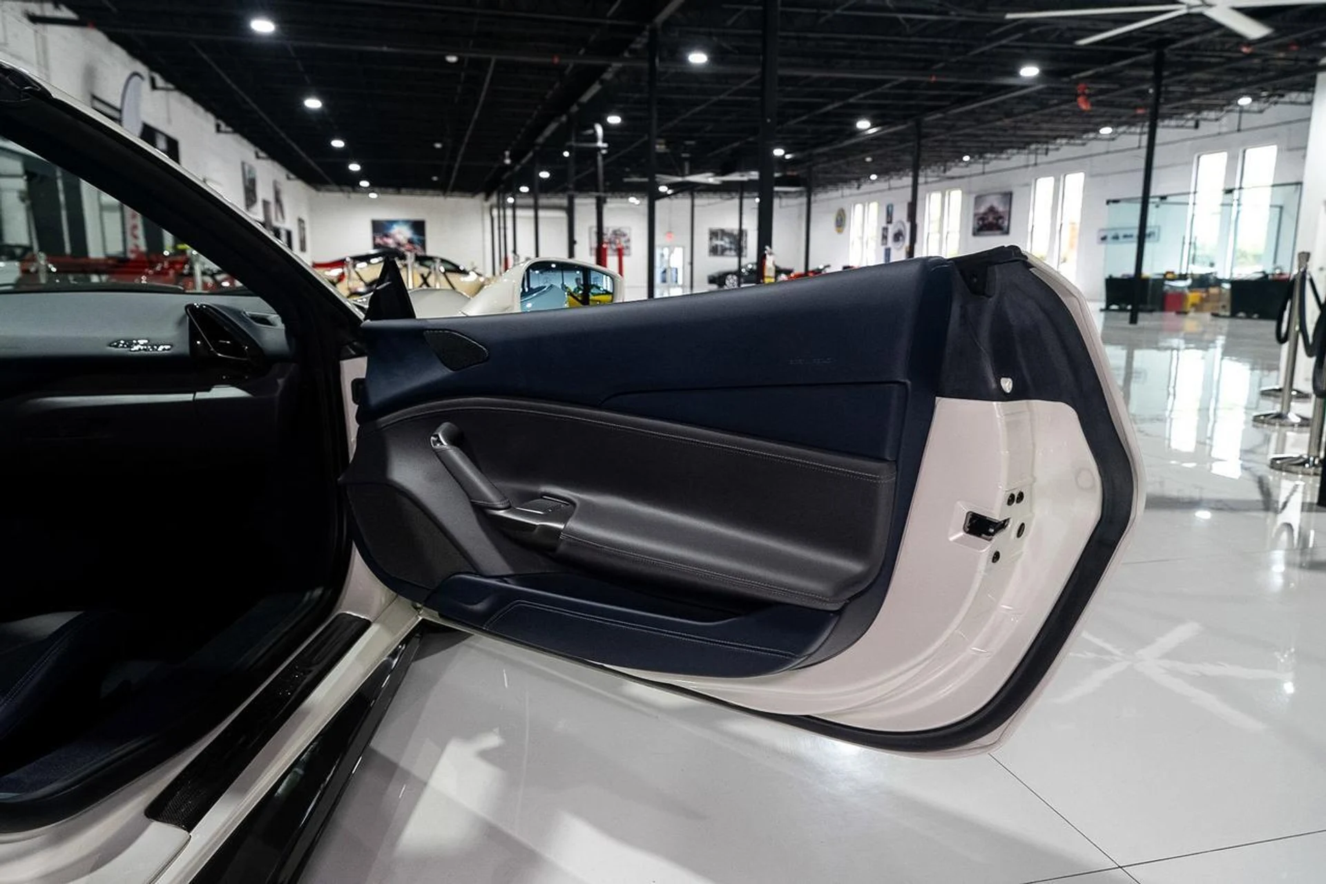 mph049_1678822692_50df18c39027753a19fcdff4f1014787_33d6379dda