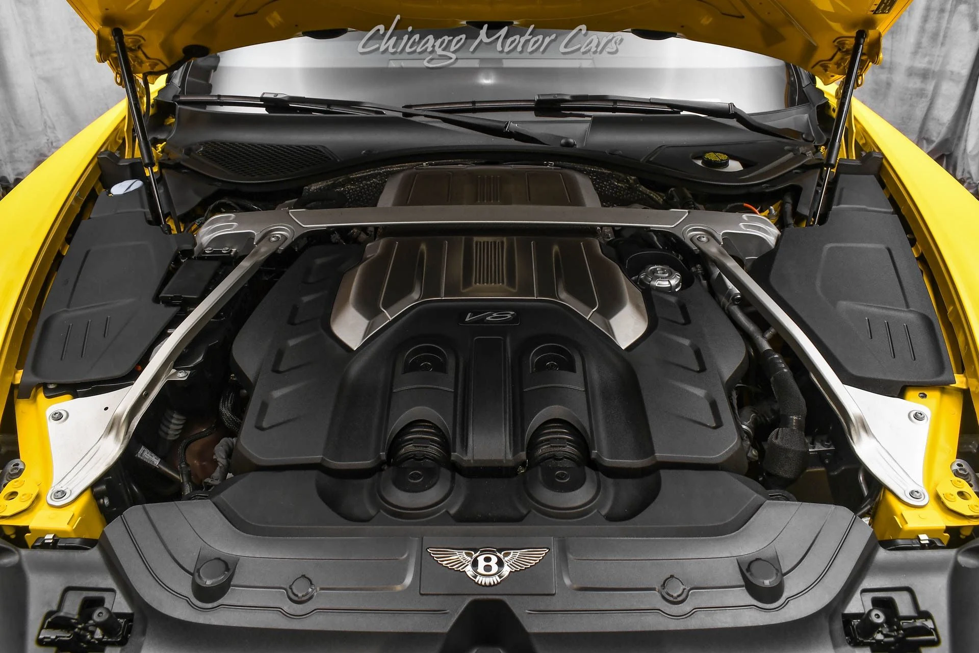 mph049_167995680_12012_p50_l_b52e0d554f