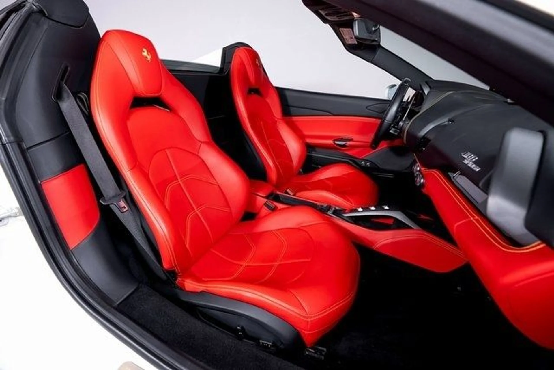 mph049_174070832_48166f4153c1f518c8d595c99eae9a9dx_13fca3b6fd