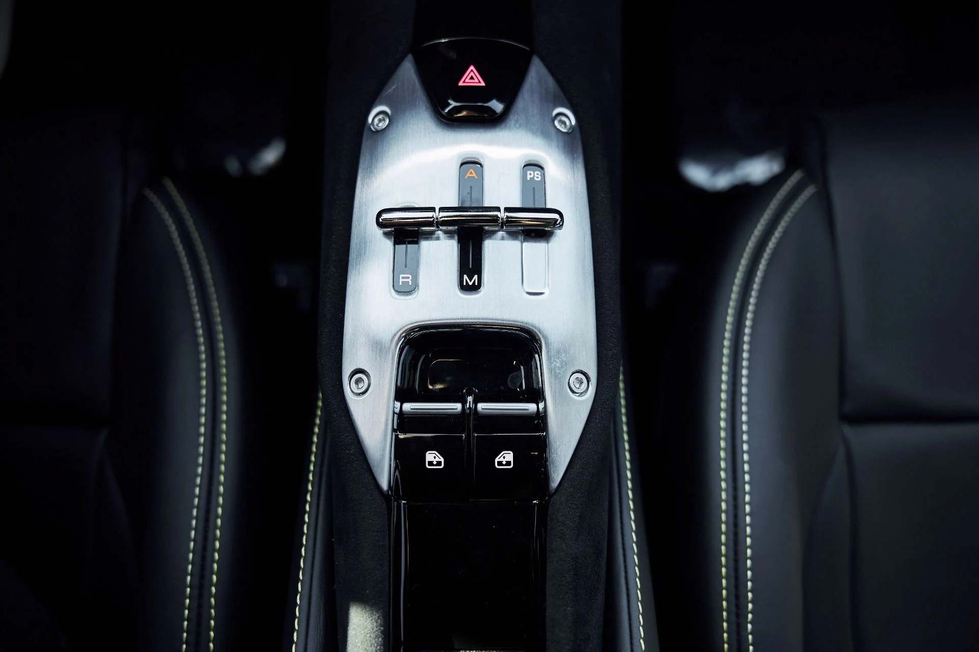 mph049_177325257_Used_2023_Ferrari_SF_90_Stradale_1769909078_31ca9f90b0