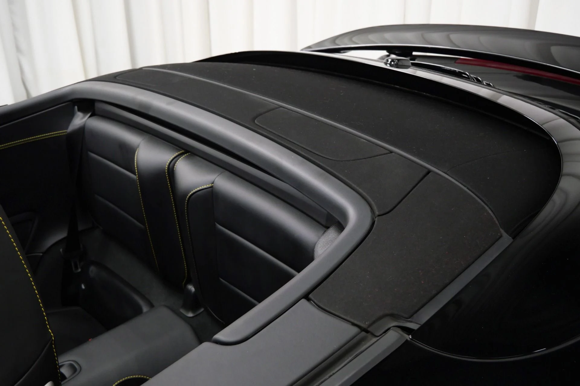 mph049_1783019064_Used_2019_Porsche_911_Turbo_S_Cabriolet_1756135575_50006522af