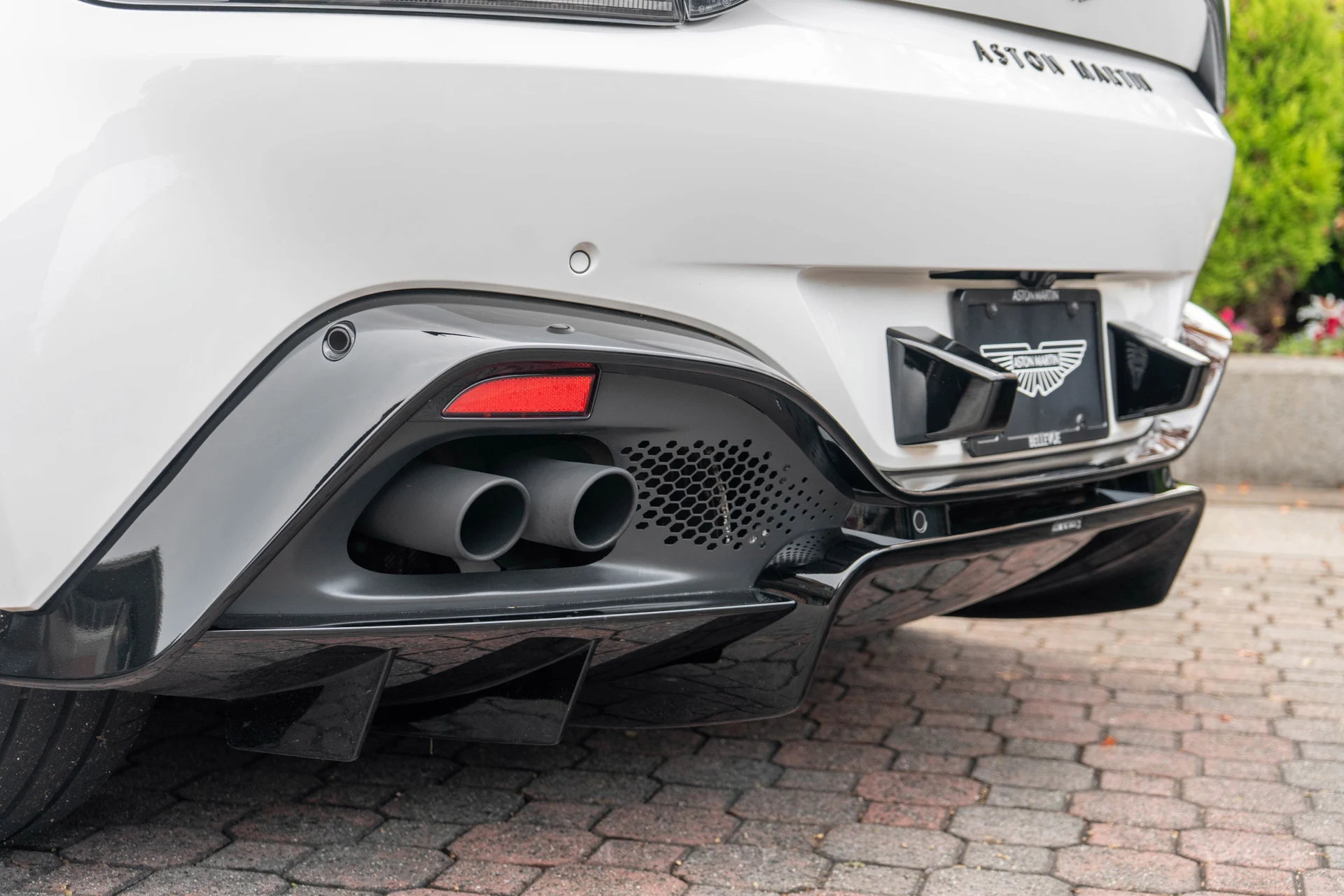 mph049_1791381240_50_55ba155dc9