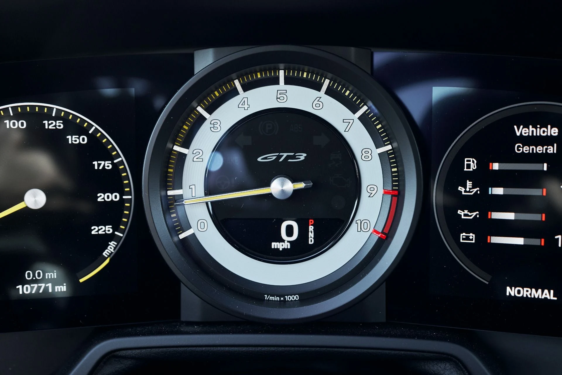 mph049_1802428871_Used_2022_Porsche_911_GT_3_1761959424_711a7131b1